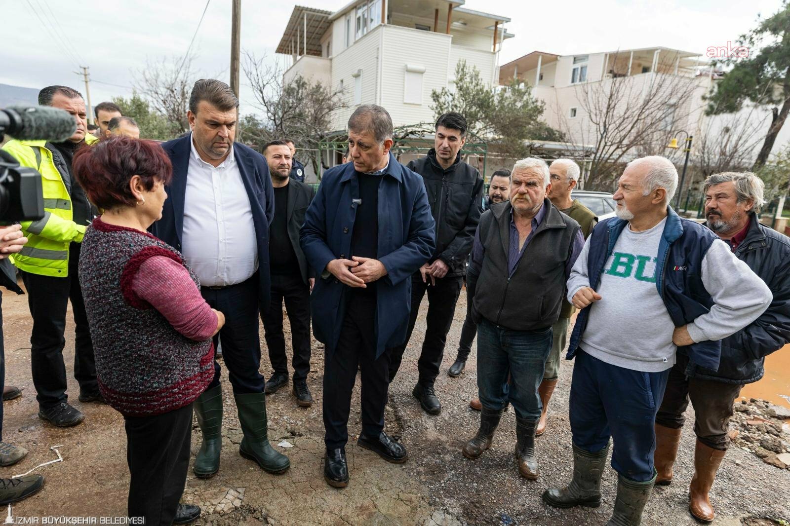 Seferihisar’da sel mağdurlarına ekonomik yardım
