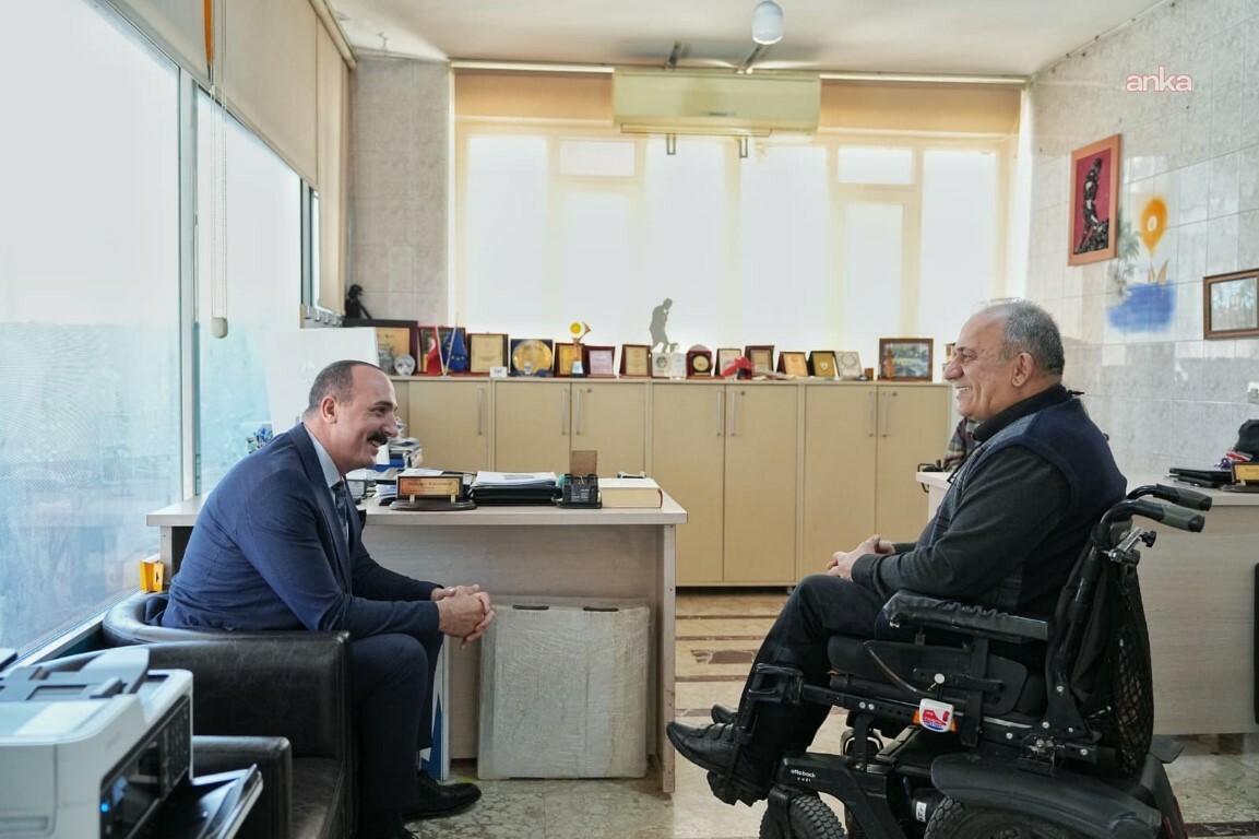 Konyaaltı Belediye Başkanı Kotan, Türkiye Sakatlar Derneği Antalya Şubesi’ni ziyaret etti