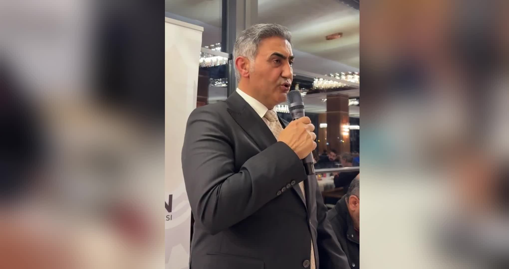 14 Mart Tıp Bayramı'nda Taksim'de tören düzenledi: "Hekimlerin tükenmediği, sağlık çalışanlarının güvende olduğu, halkın eşit ve nitelikli sağlık hizmetine ulaşabildiği başka bir Türkiye mümkün"