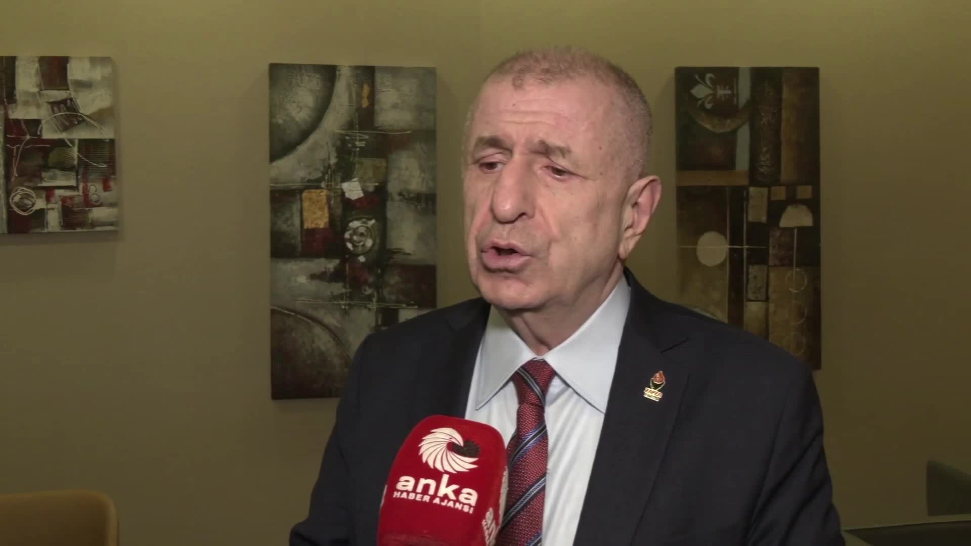 Ümit Özdağ'dan, Pakistan ile Afganistan arasındaki çatışmaya ilişkin açıklama: Buradan çıkarılması gereken çok sayıda ders var