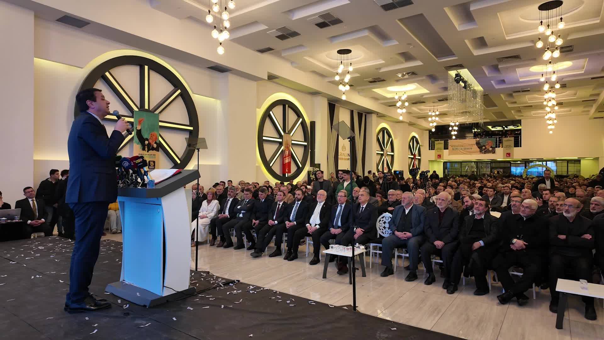 Mahmut Arıkan: Erbakan hocamız bir itirazın ve bir ahlakın öncüsüydü