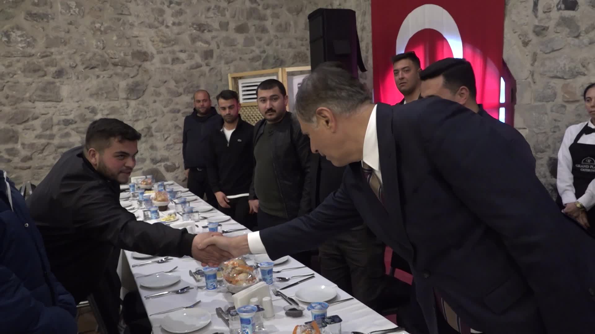 İzmir Büyükşehir Belediye Başkanı Tugay:  “Burası İzmir, başka hiçbir yere benzemez”