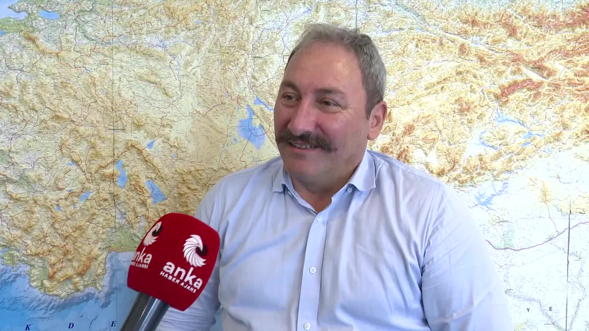 Mehmet Tolga Akalın İYİ Parti'den istifa ettiğini duyurdu