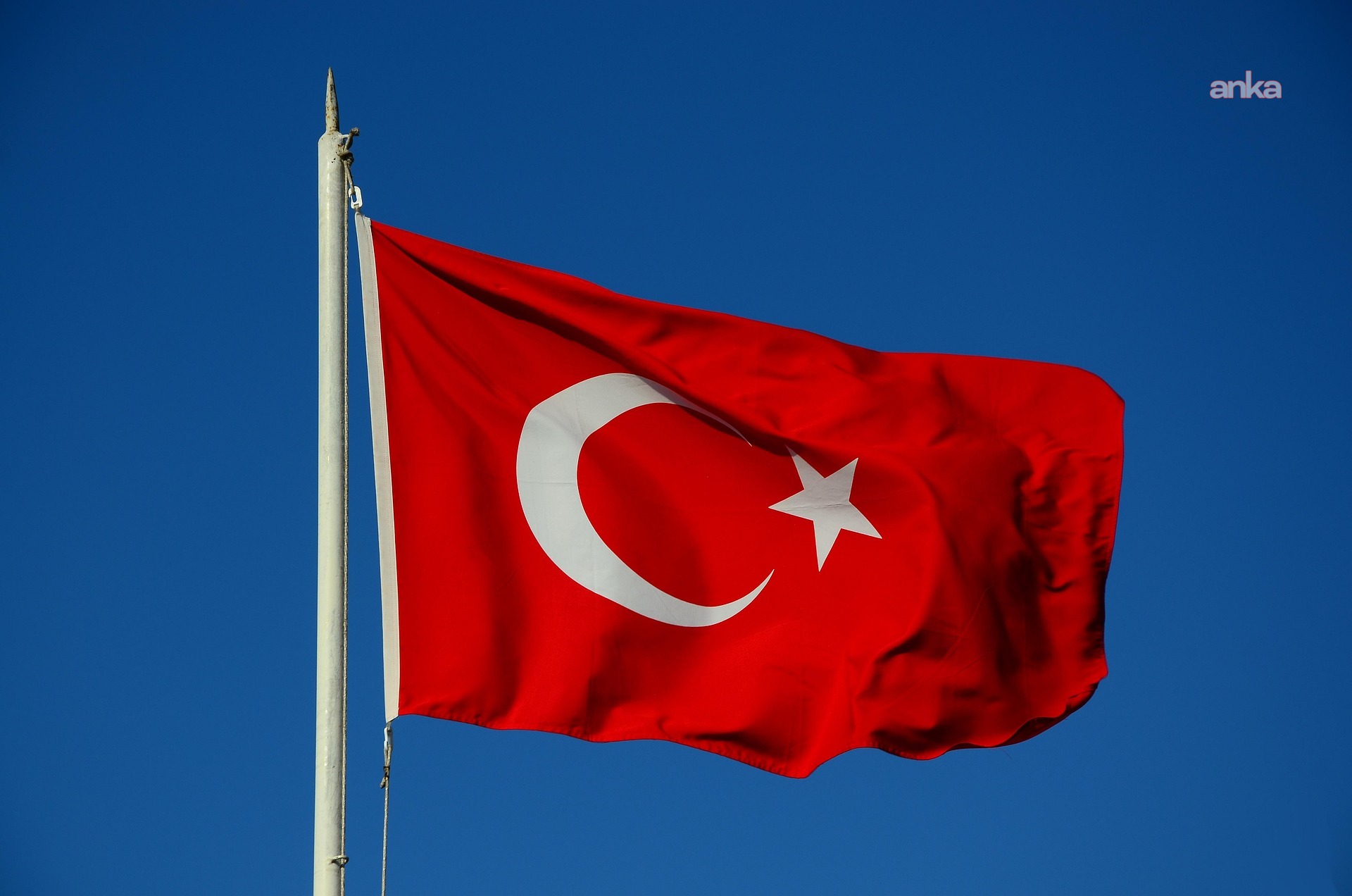 ABD ve İsrail'in İran'a saldırısı... Türkiye'den İran'daki vatandaşlarına güvenlik uyarısı