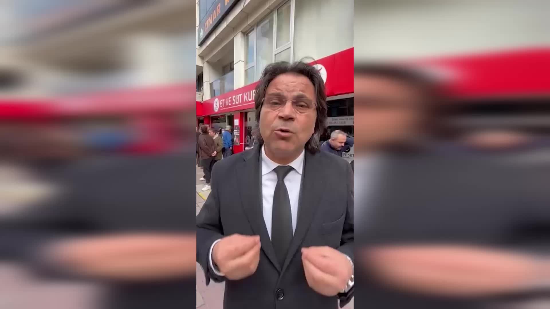 CHP Denizli İl Başkanı Horzum, Et ve Süt Kurumu önünden seslendi: "Vatandaş kuyrukta, iktidar sofrada"