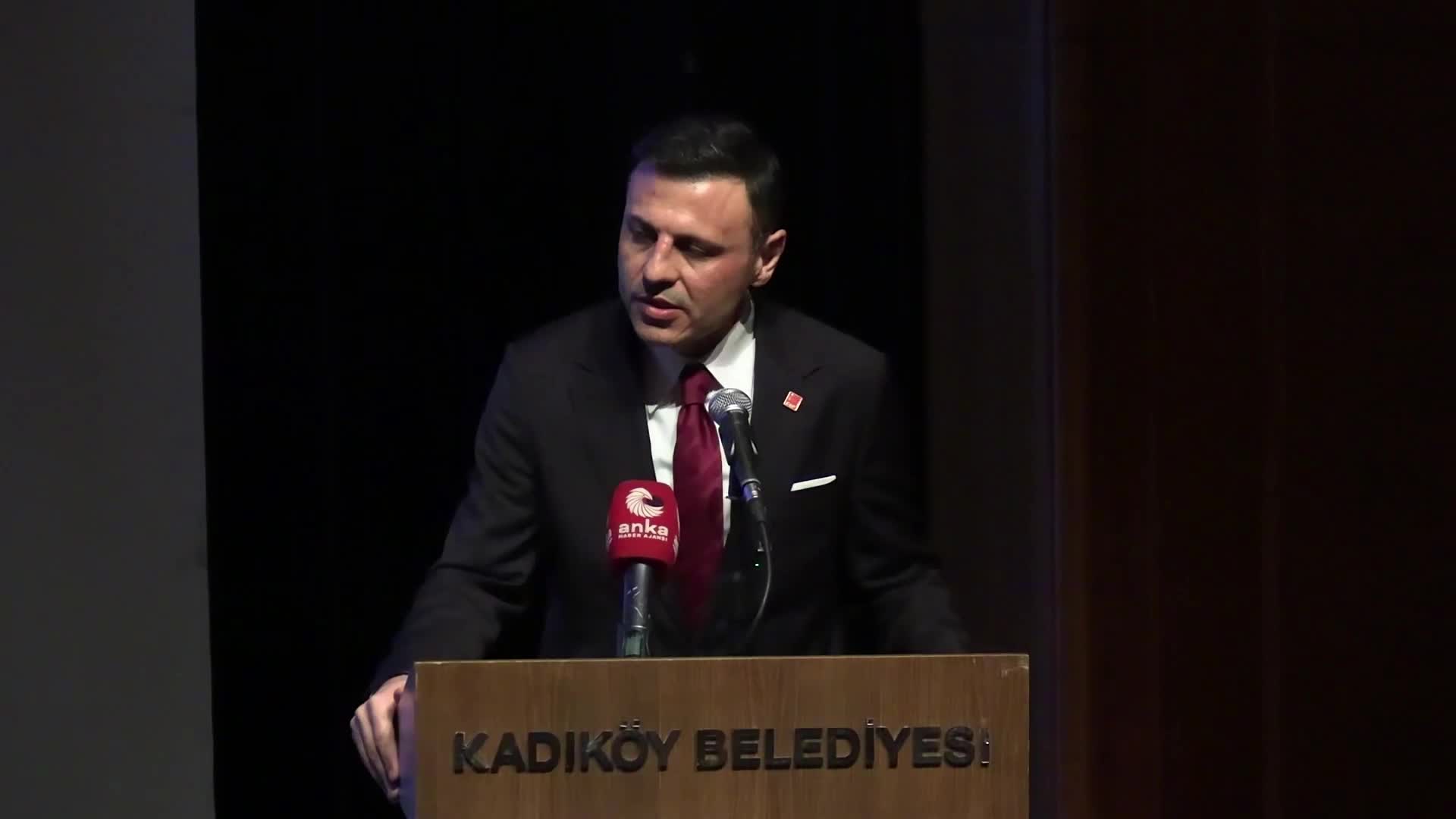 Tarık Balyalı, “Hesap Sorulmalı-AKP Dönemi İBB Yolsuzlukları” adlı kitabının tanıtımında konuştu: CHP iktidara geldiğinde bunların hesabı elbette sorulacak