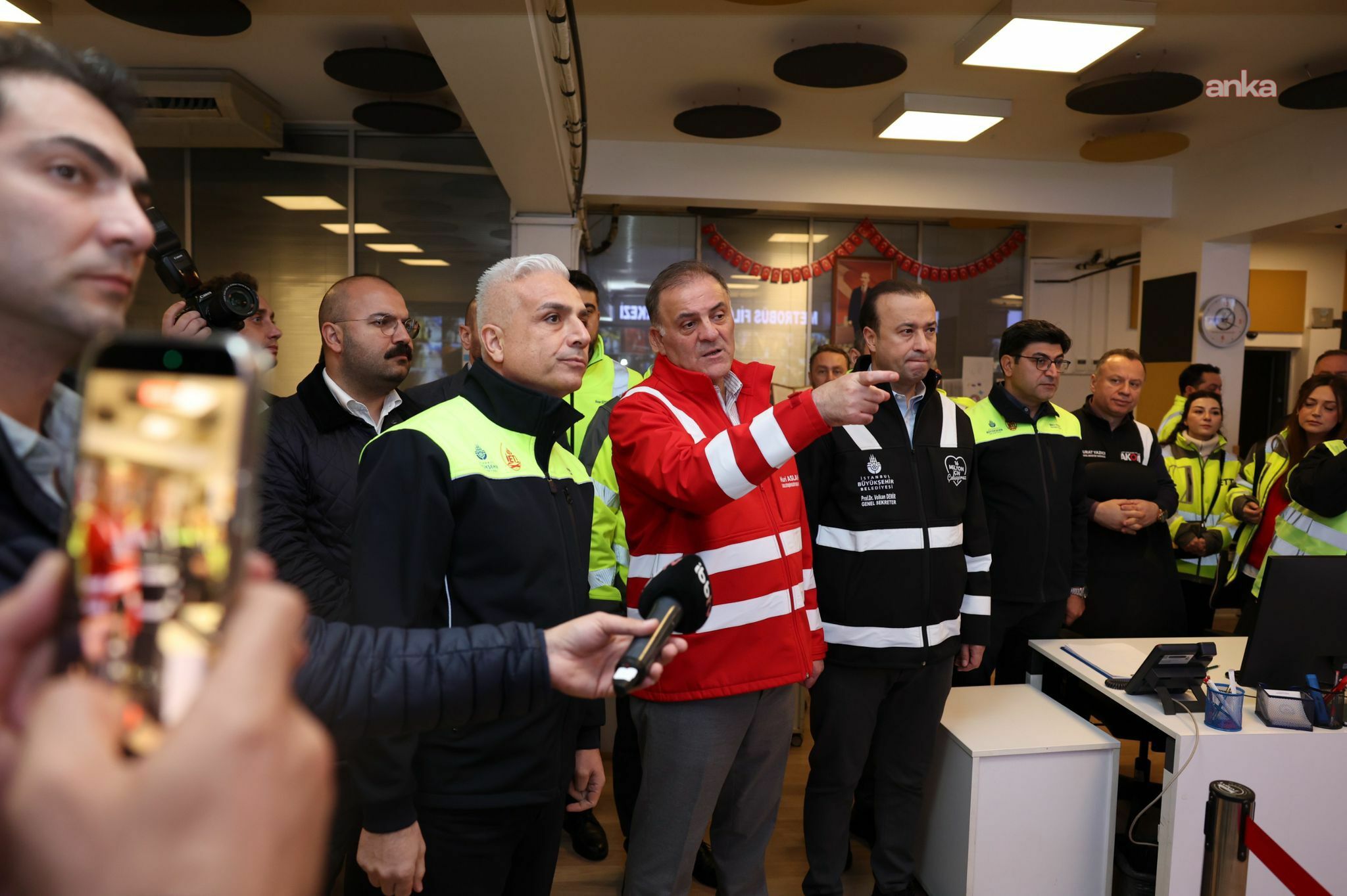 İBB Başkanvekili Nuri Aslan'dan iktidara çağrı: Yakıttan vergiyi kaldırın İstanbul'da bilet 23 liraya düşsün