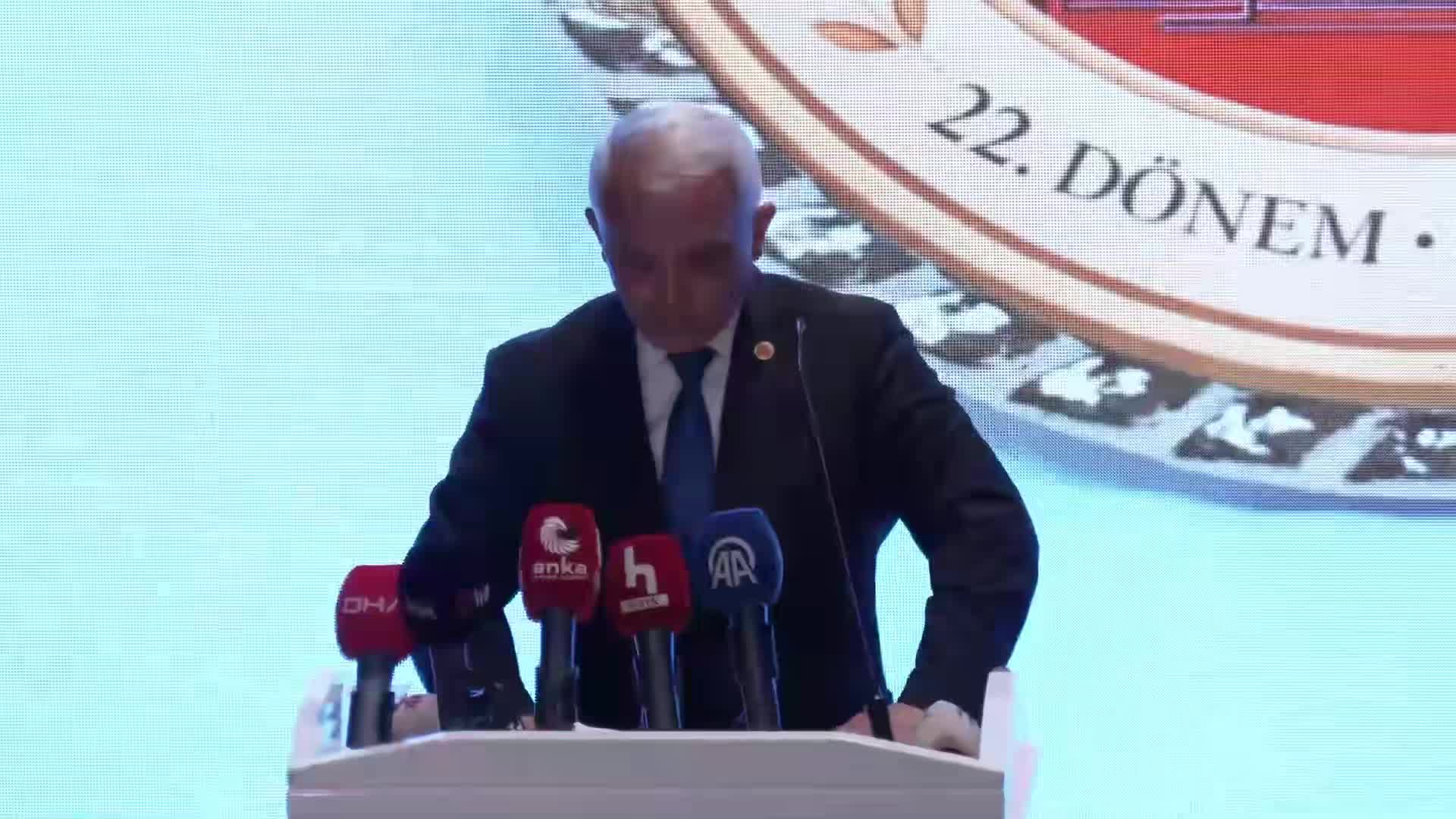 “1 Mart 2003 Direnişi” belgesel gösterimi... Özgür Özel: “Yine masum çocuklar bombardımanla öldürülürken Türkiye’de o gün Irak’ta yaşananlara ‘Evet’ diyen Erdoğan iktidarda”