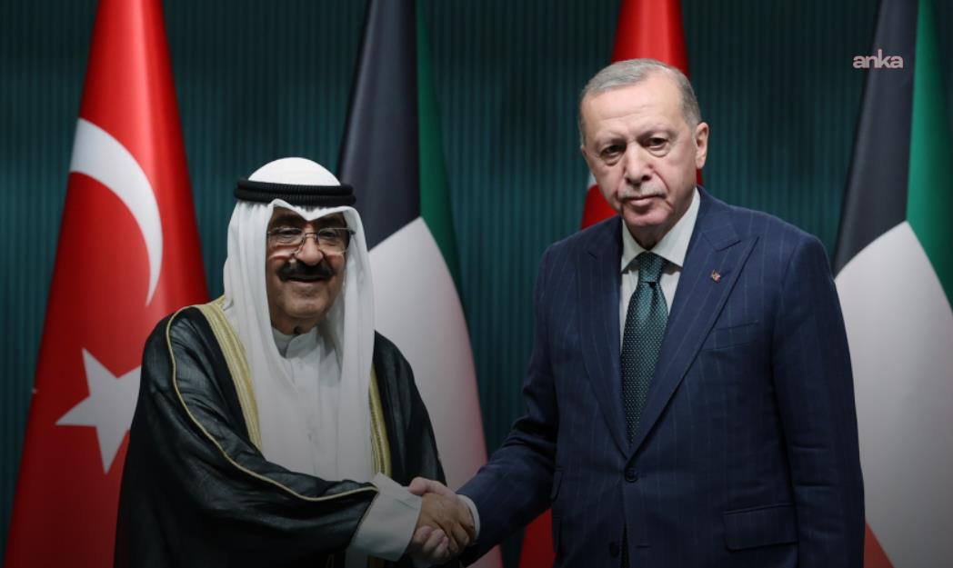Cumhurbaşkanı Erdoğan, Kuveyt Emiri El Sabah ile telefonda görüştü
