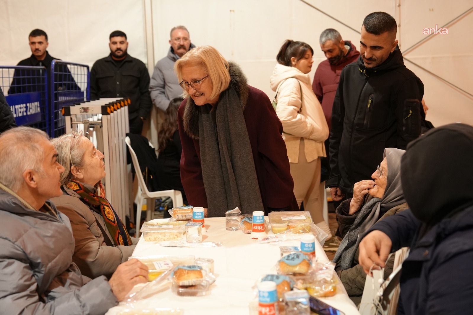 Maltepeliler iftar programlarında bir araya geliyor