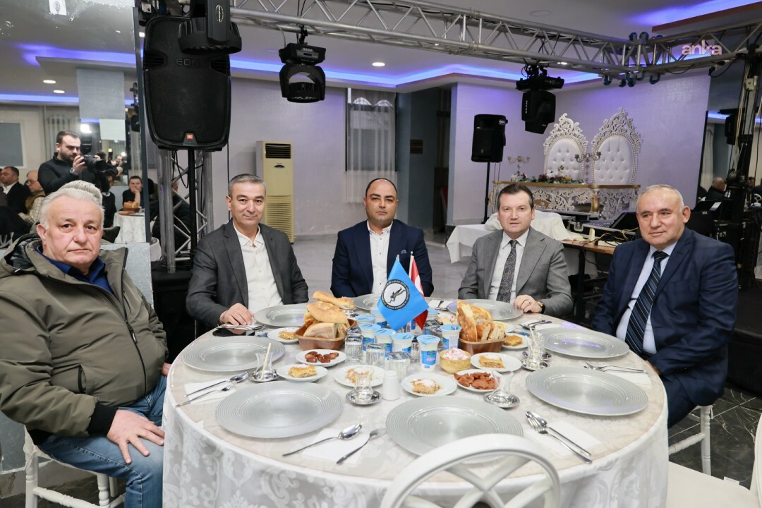 Siliviri Belediye Başkanı Balcıoğlu, Zonguldak-Bartın ve İlçeleri Sosyal Yardımlaşma Derneği iftarına katıldı