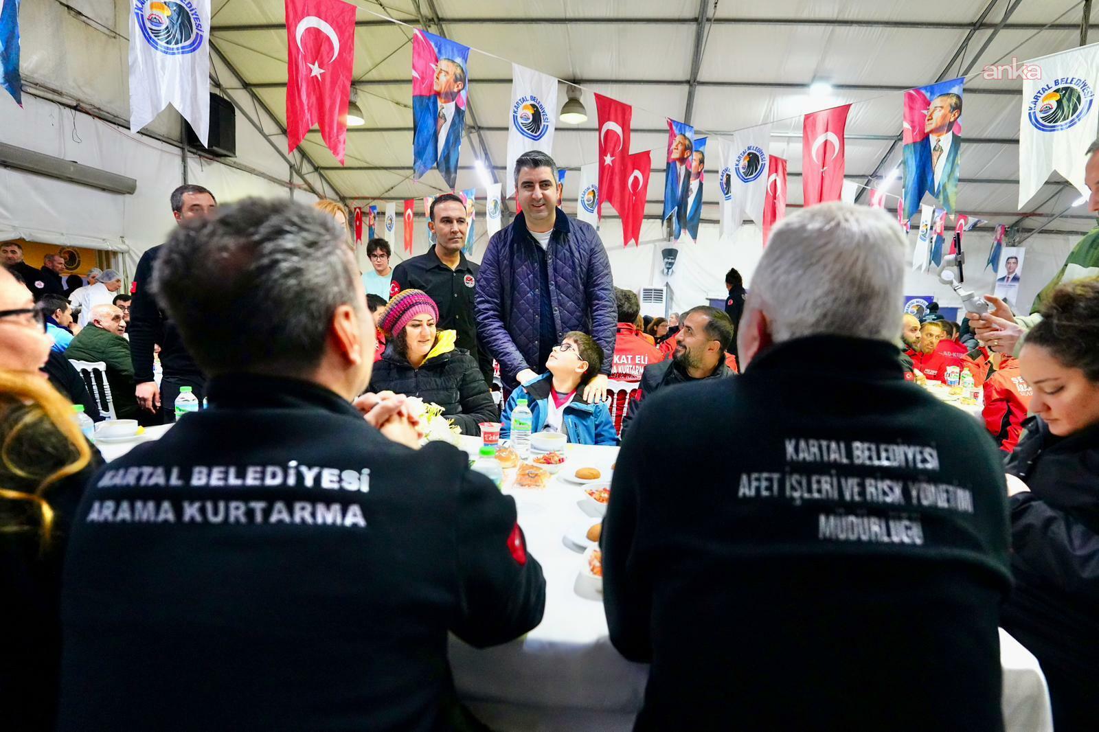 Kartal Belediyesi, afet ve arama kurtarma ekiplerini iftarda buluşturdu
