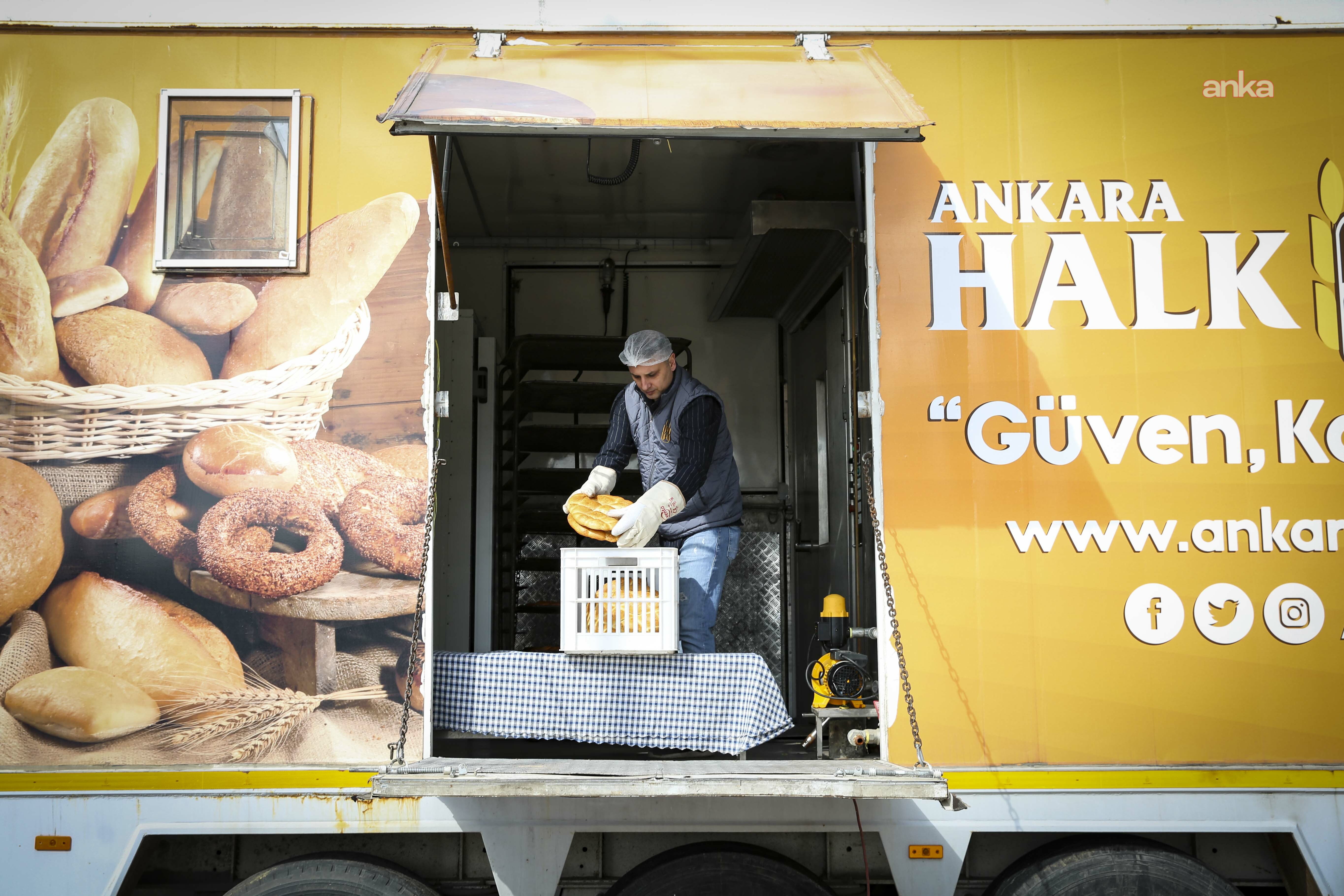 Ankara Büyükşehir Belediyesi’nin Mobil Fırını, 6 Mart'a kadar Yenimahalle Şentepe’de