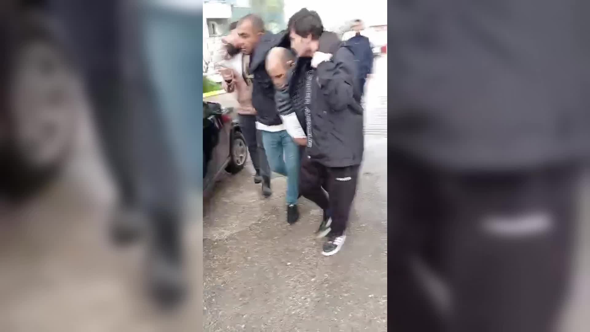 Cezaevinden yürüyemez halde teslim edilen mahkumun ailesi 1 yıldır iddianame bekliyor