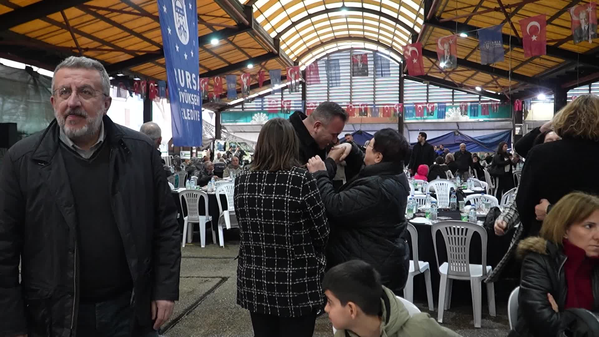 Bursa Büyükşehir Belediyesi'nden Nilüfer'de iftar sofrası