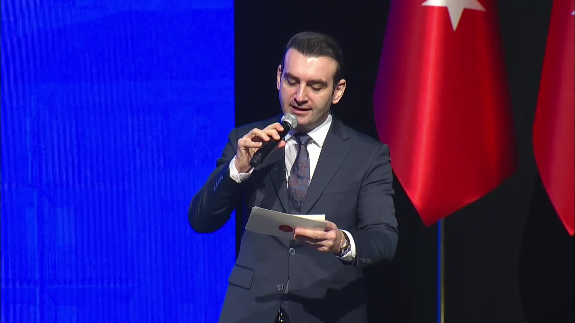 Cumhurbaşkanı Erdoğan: "Ülkemizi tehlikelerden uzak tutabilmek için gerekli tüm önlemleri aldık"