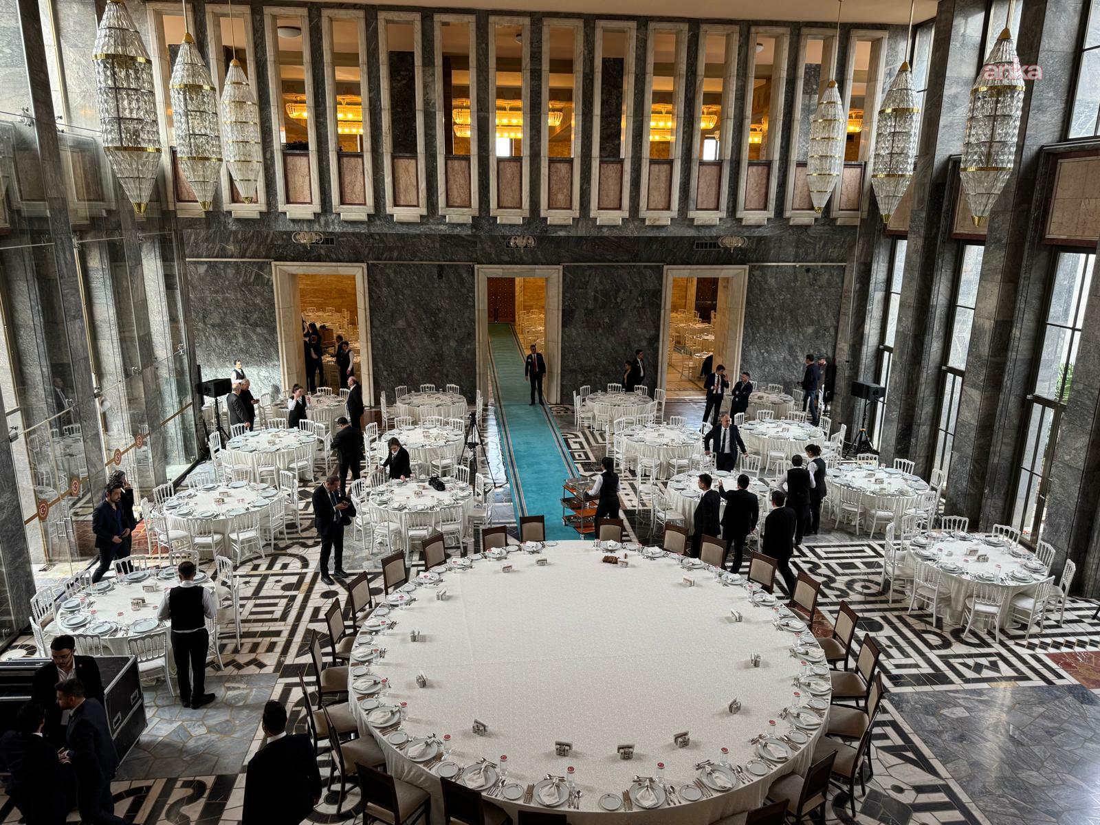 TBMM’de iki ayrı iftar hazırlığı… TBMM Başkanı Numan Kurtulmuş'un vereceği iftar davetine katılmayacak olan İYİ Parti, Meclis'te ayrı iftar yapacak