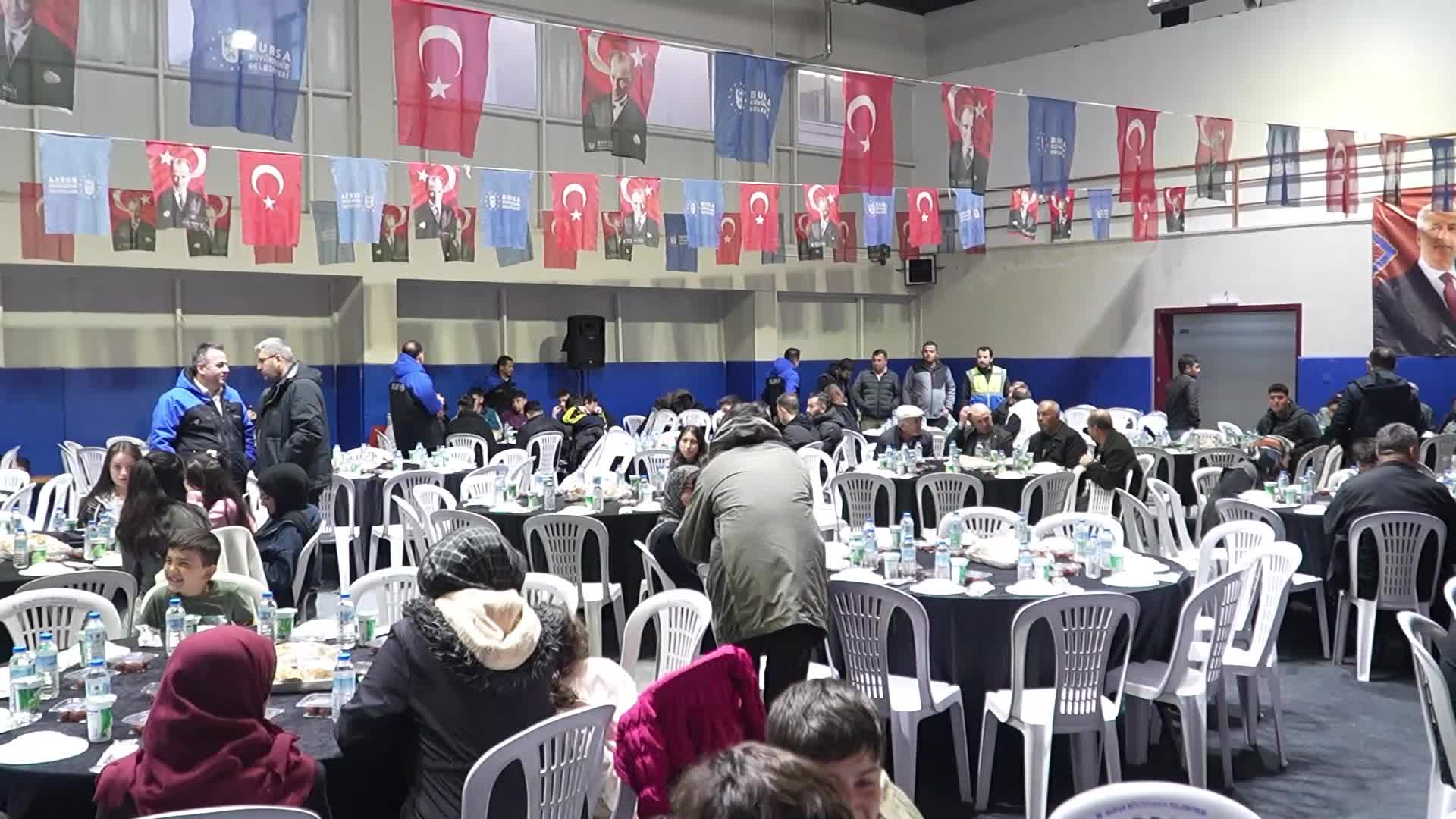 Bursa’da ramazanın bereketi Büyükorhan’da da paylaşıldı