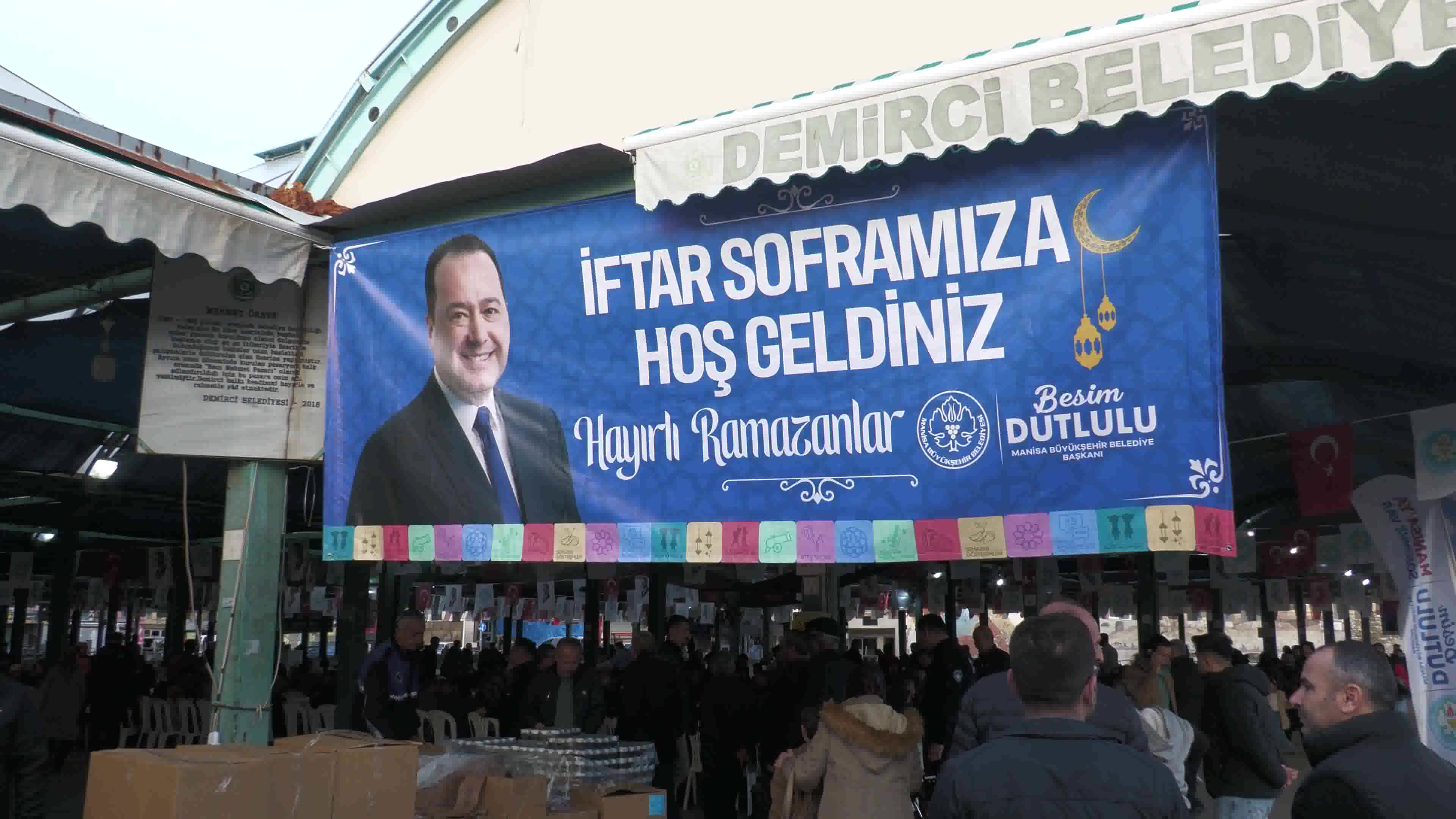 Manisa Büyükşehir Belediye Başkanı Dutlulu, Demircili vatandaşlar ile iftar sofrasında buluştu