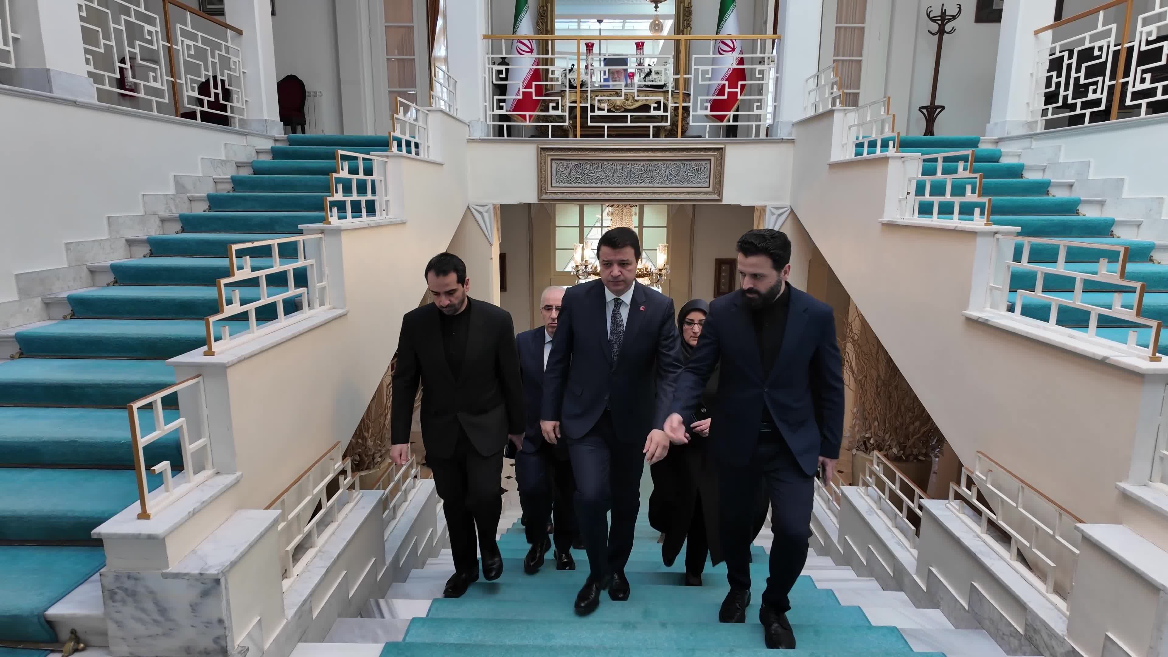 Mahmut Arıkan'dan İran Büyükelçiliği'ne taziye ziyareti: "Amerika ve İsrail’in gerçekleştirdiği saldırıların hedefi sadece İran devleti değildir"