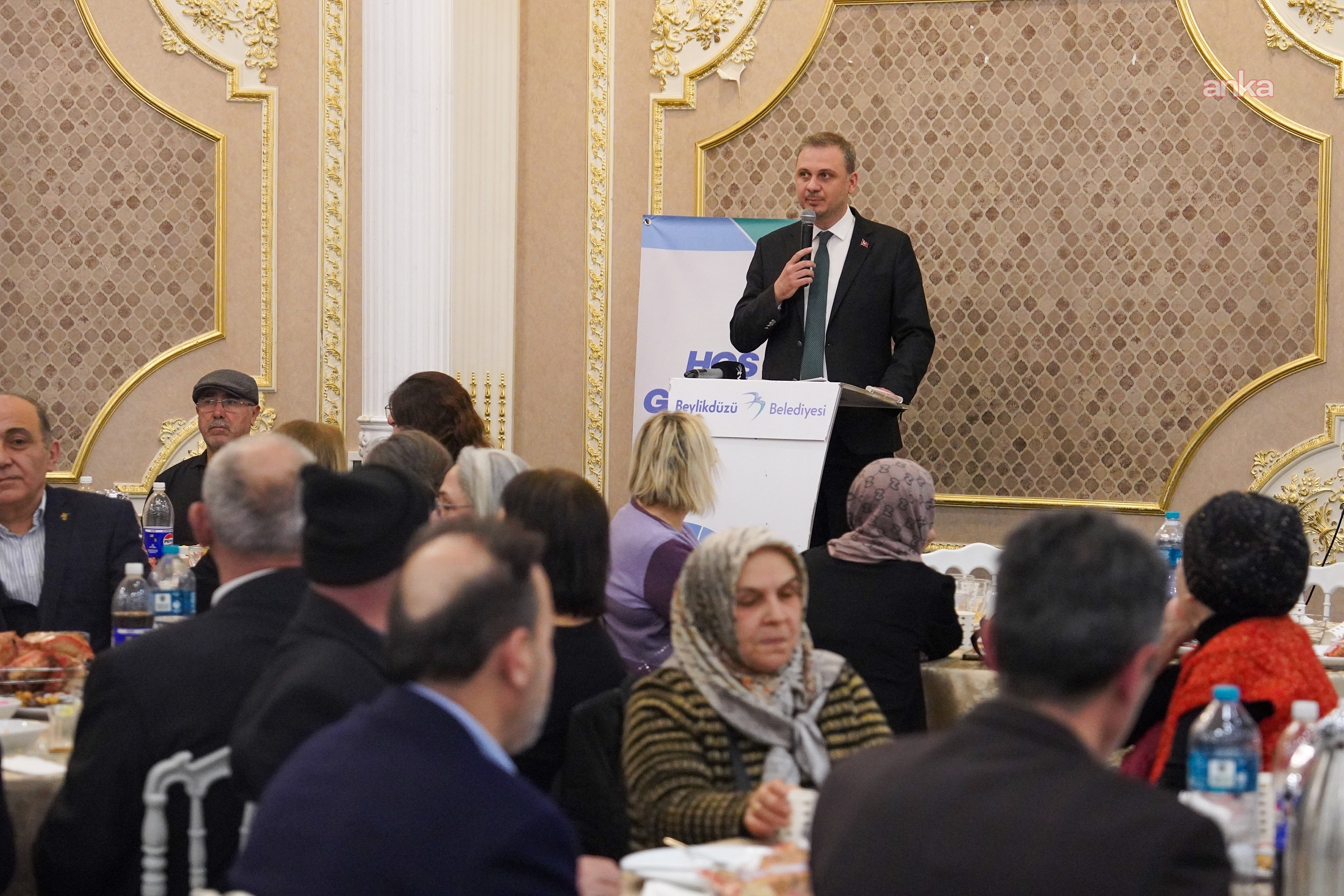 Beylikdüzü Belediyesi, şehit aileleri ve gazileri iftarda ağırladı