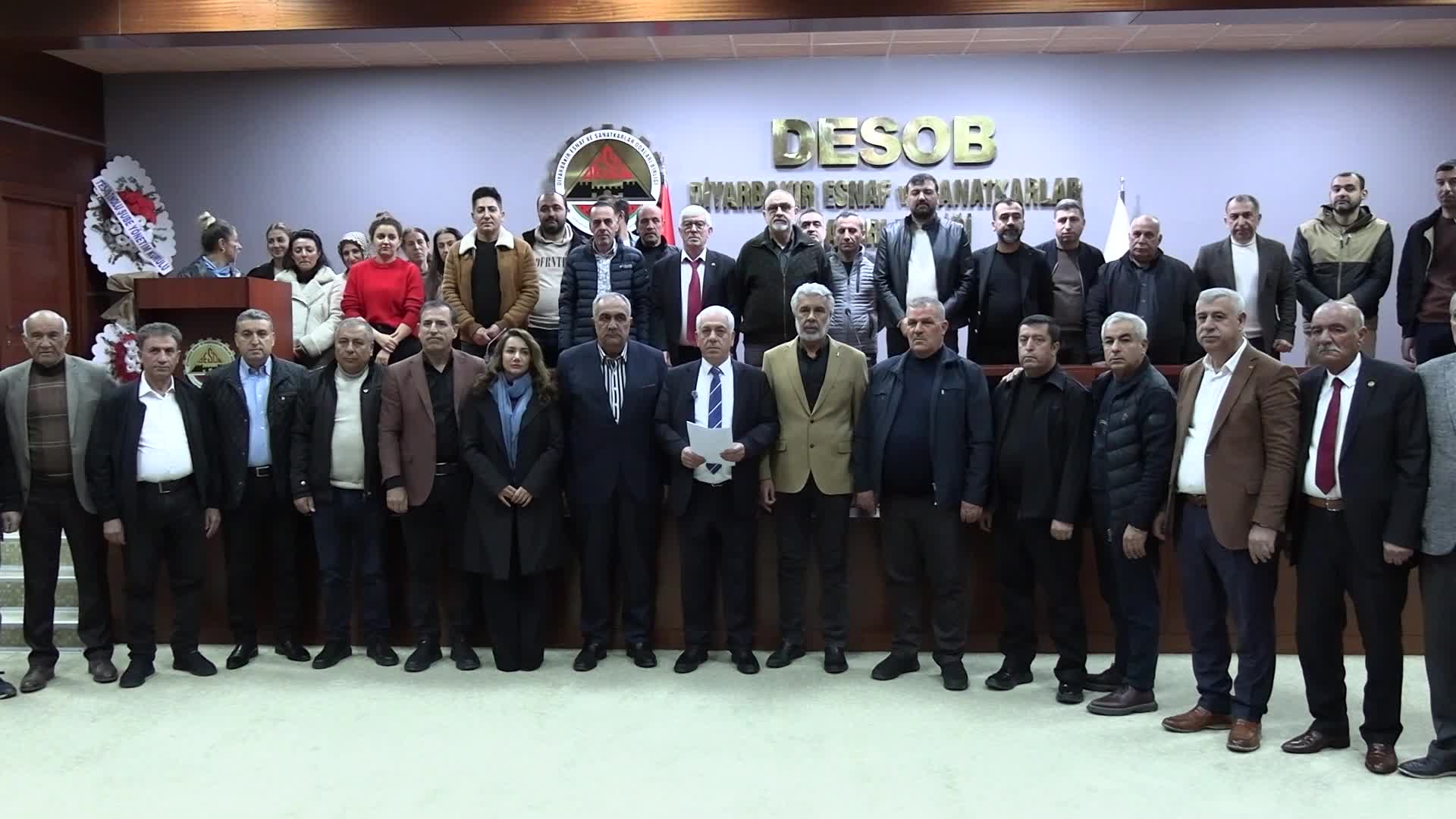 Diyarbakır esnaf odalarından “Geleneksel Ramazan Fuarı”na tepki: İl dışından gelen firmalara “fuar” adı altında fiili satış izni verilmesi, yerel esnafımıza haksızlıktır