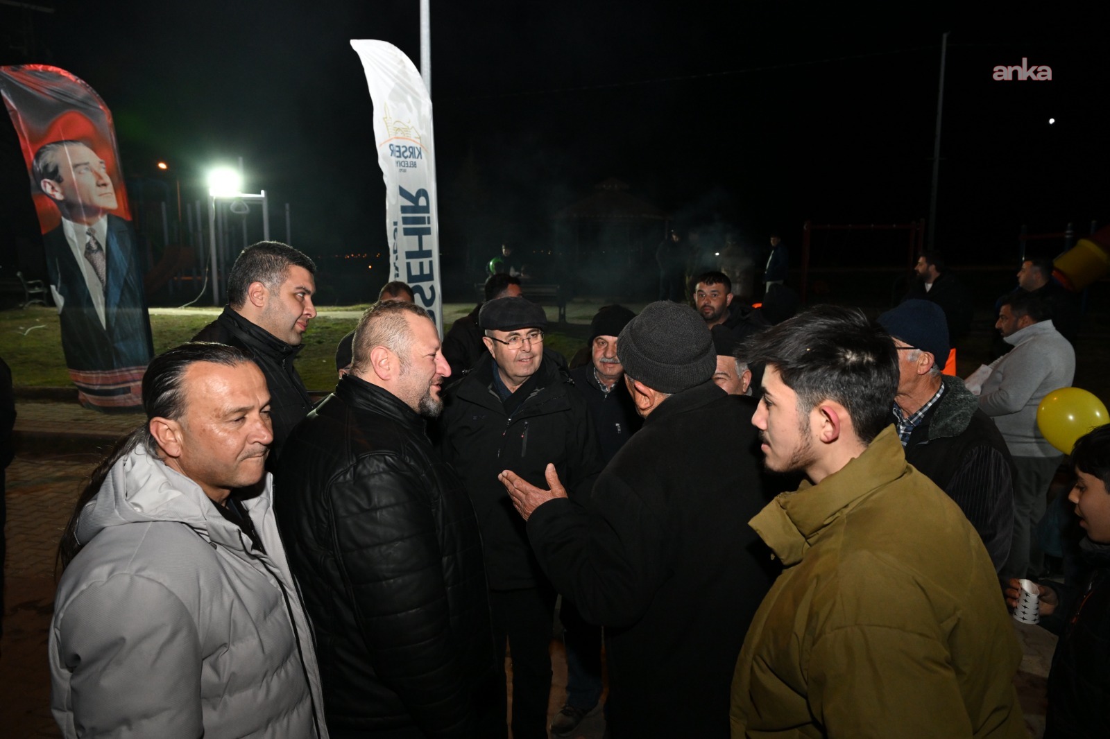 Kırşehir Belediye Başkanı Ekicioğlu, Kındam TOKİ’de vatandaşlarla buluştu