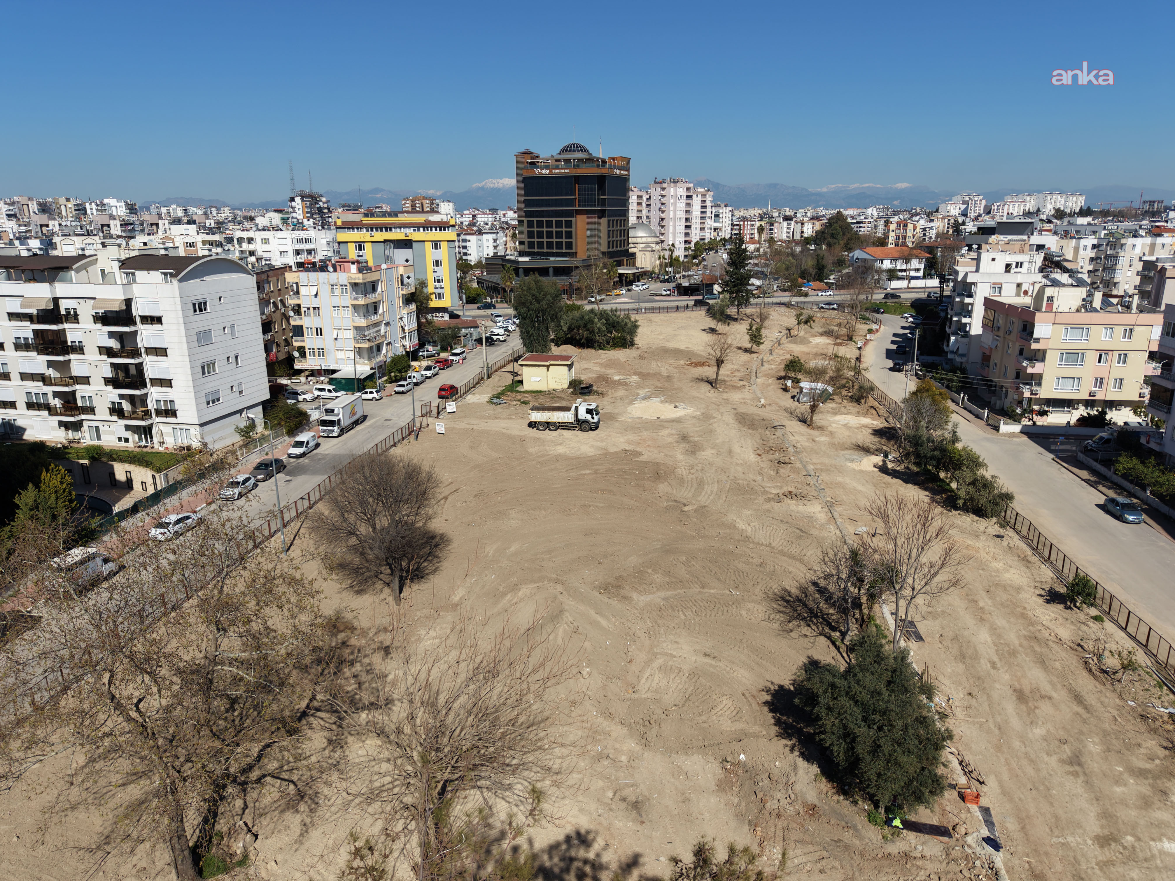 Muratpaşa Belediyesi'nden 16 bin metrekarelik alanda park projesi