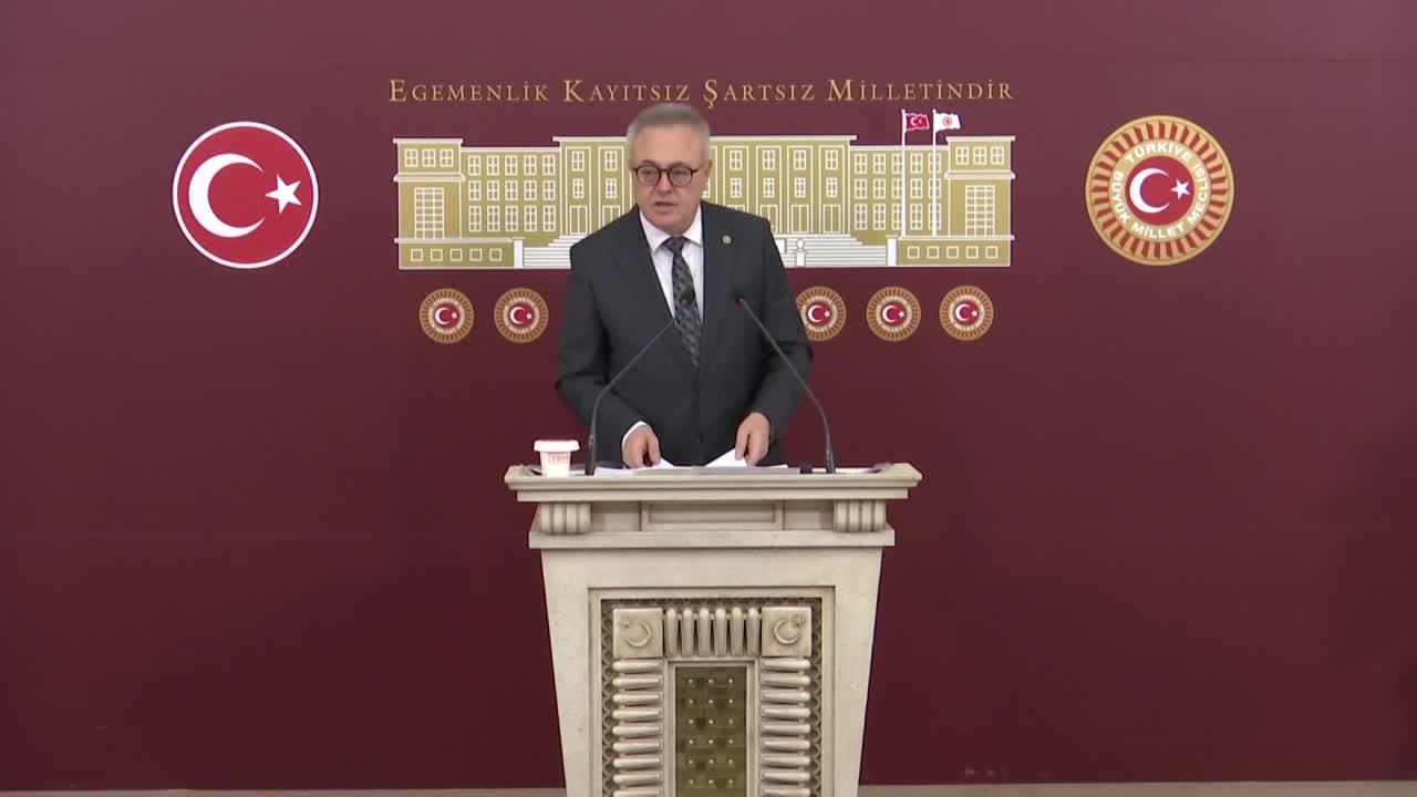 CHP'li Karaoba: "Uşak'ın sağlığı liyakatsiz yöneticilere teslim edilmiş, Toplam zarar 12 milyon liraya dayanıyor"