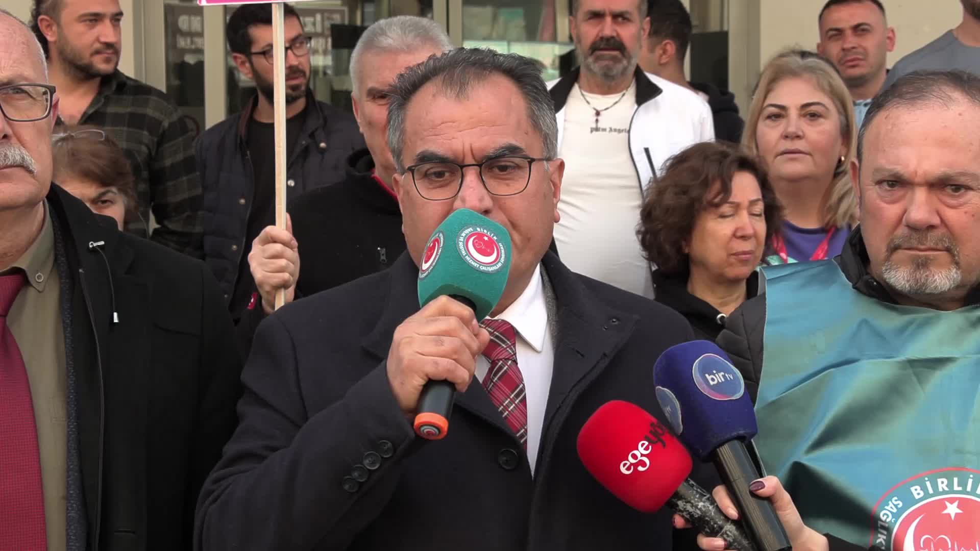 Birlik Sağlık-Sen'den İzmir'deki hastanelere ilişkin açıklama... Genel Başkan Doğruyol: "İlimizde 12 tane devlet hastanesi depreme dayanıksızdır"