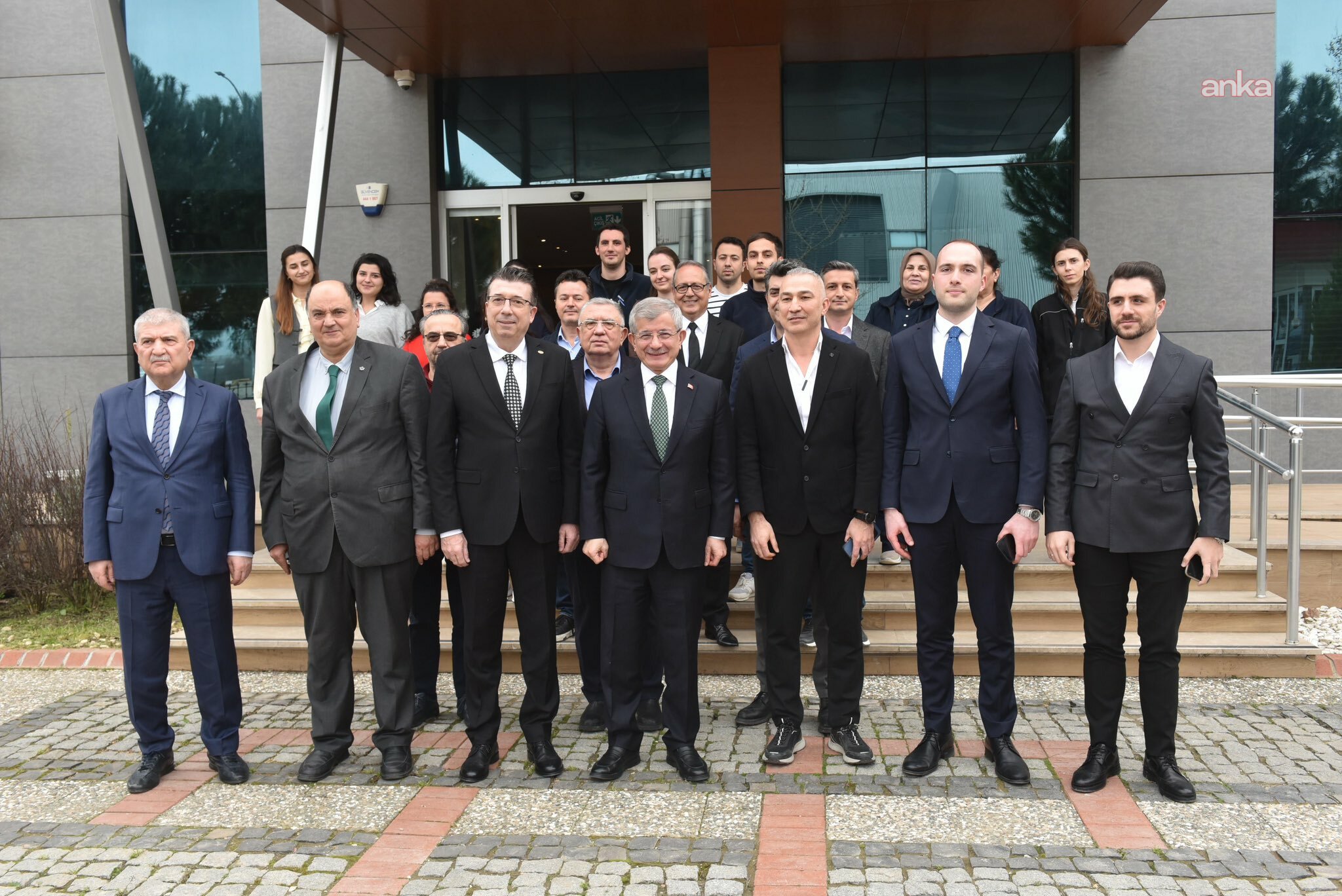 Ahmet Davutoğlu, Bursa'da sanayiciler ile biraraya geldi
