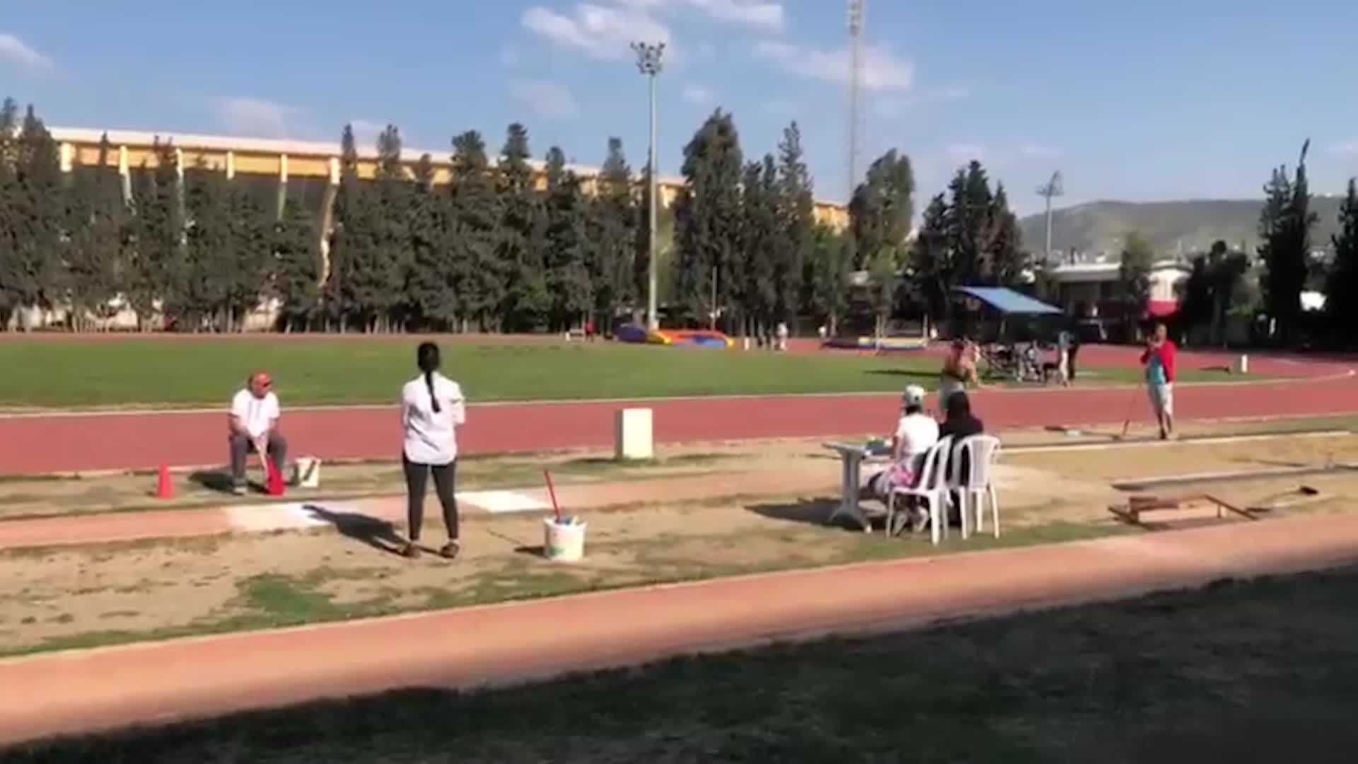 Tekerlekli sandalye basketbol takımının tek kadın sporcusu Medine Alper: "Kadınlarımızın korkmadan yaşayabileceği bir dünya diliyorum"