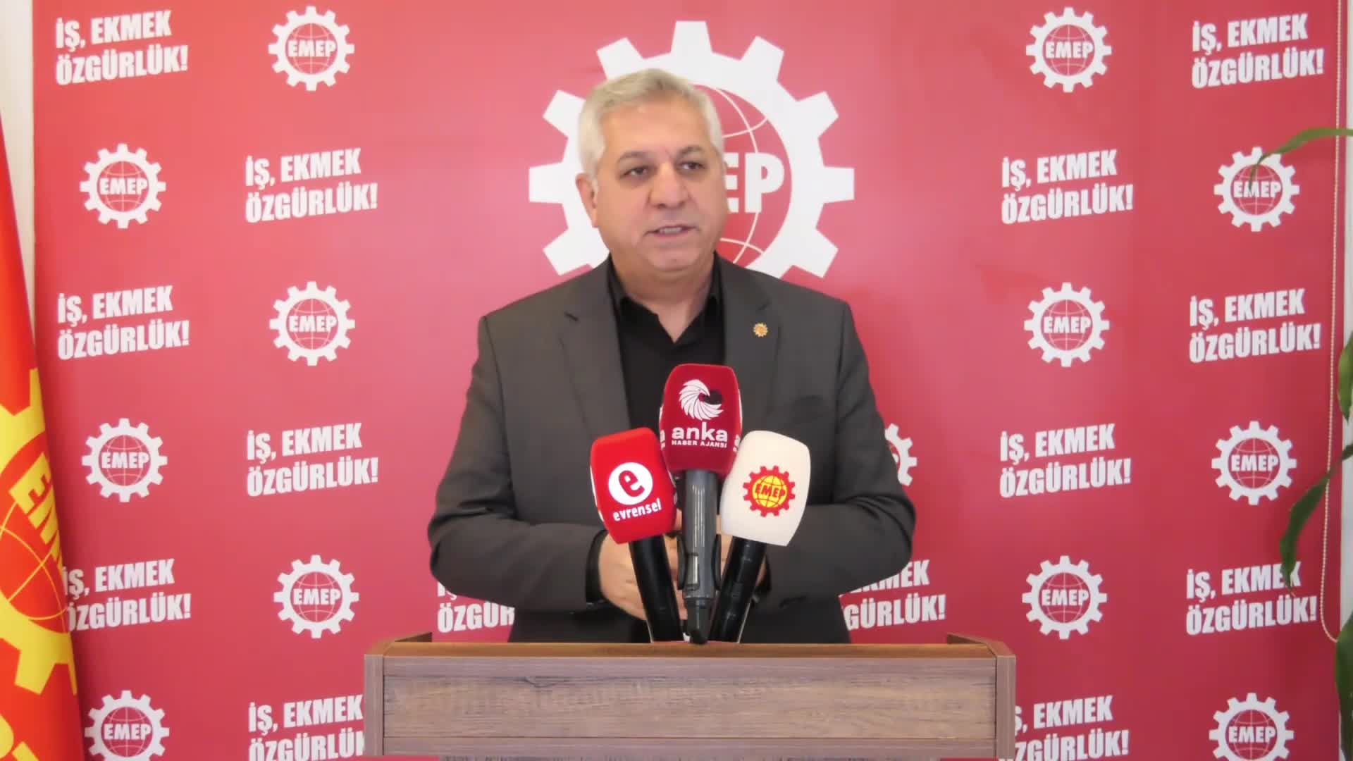 Seyit Aslan: "Türkiye’deki NATO üsleri İran’a yönelik saldırıda istihbarat amacıyla kullanılıyor. Bu saray rejiminin, ABD ve İsrail’in tarafında olduğunun göstergesidir"