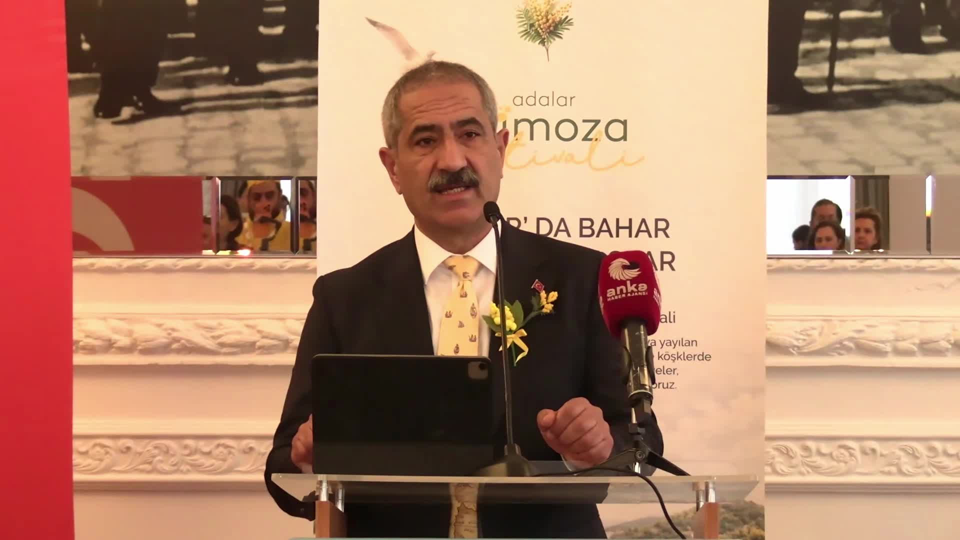 Adalar Mimoza Festivali... Başkan Akpolat: Bizlere düşen görev çok nettir: Bu doğa mirasını korumak, yaşatmak ve gelecek kuşaklara aktarmak