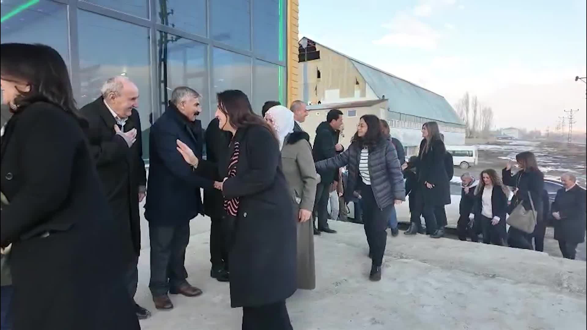 Pervin Buldan: "Artık somut adımları atma zamanıdır. Halkımız somut ve pratik adımların atılmasını bekliyor"