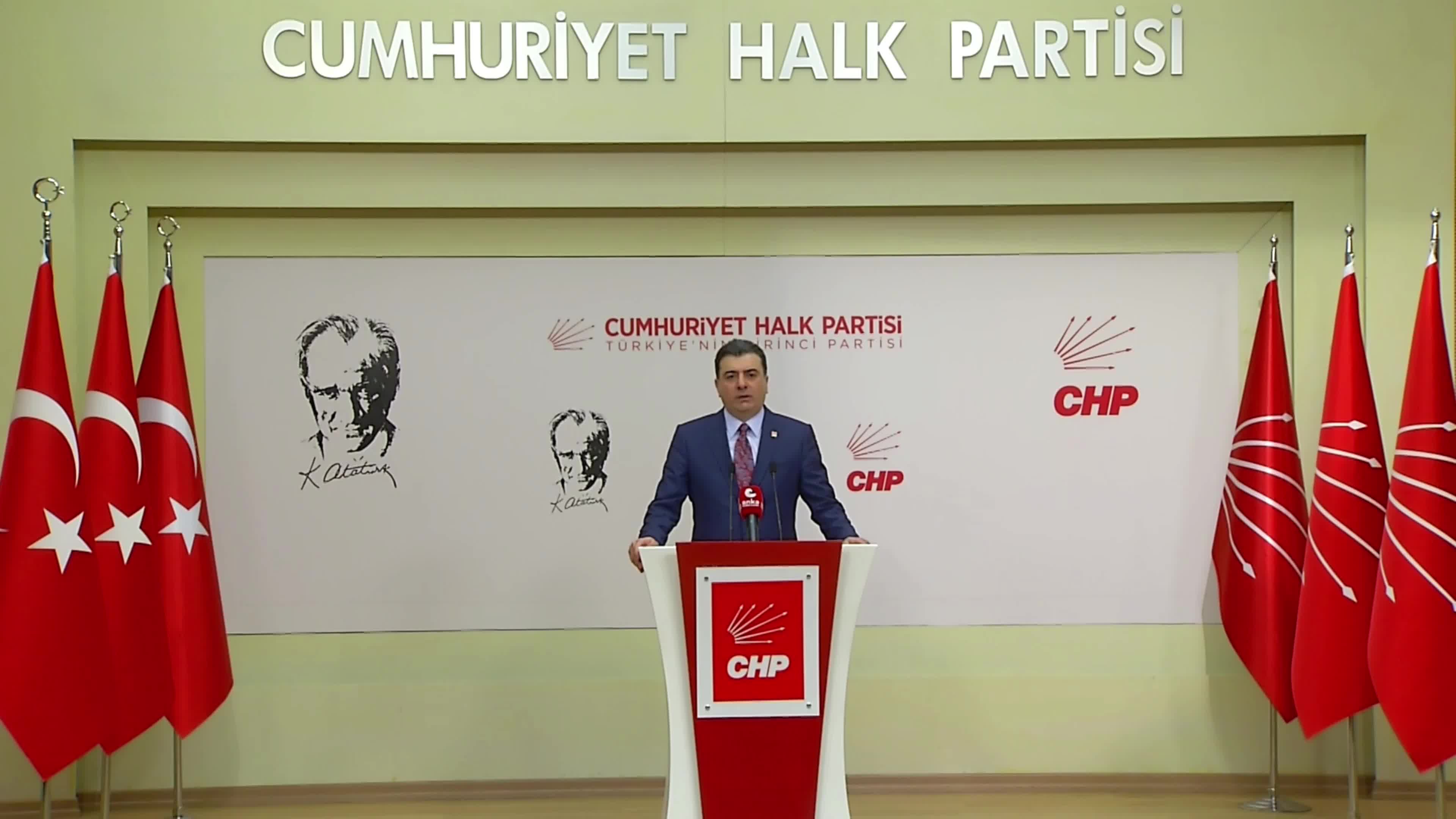 Zeynel Emre: Bizi yargılayacak memlekette salon yok. O salonu da hala yapamadılar
