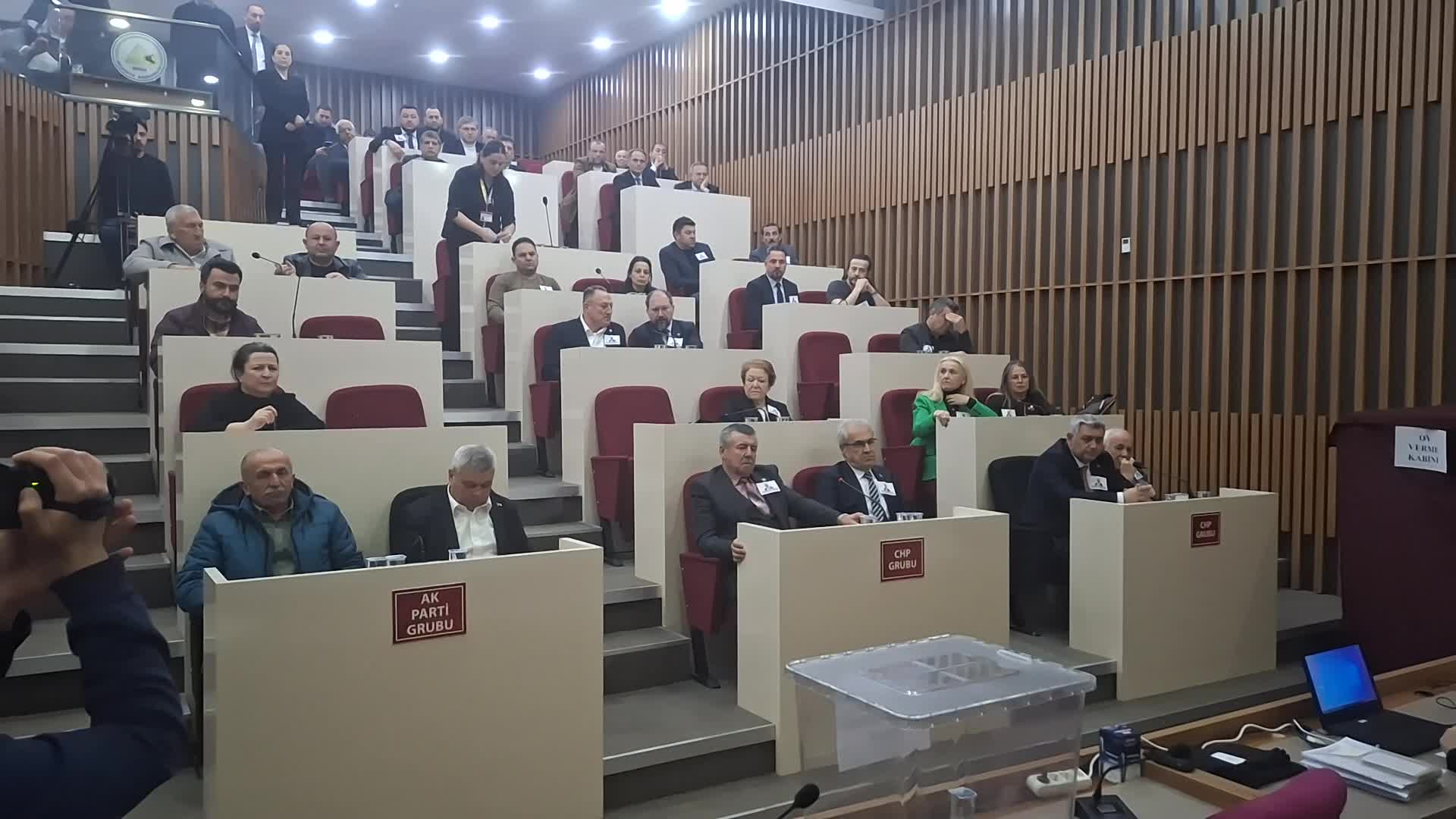 Bolu Belediyesi Başkan Vekili, CHP'li Meclis Üyesi Mehmet Tuna Özcan oldu