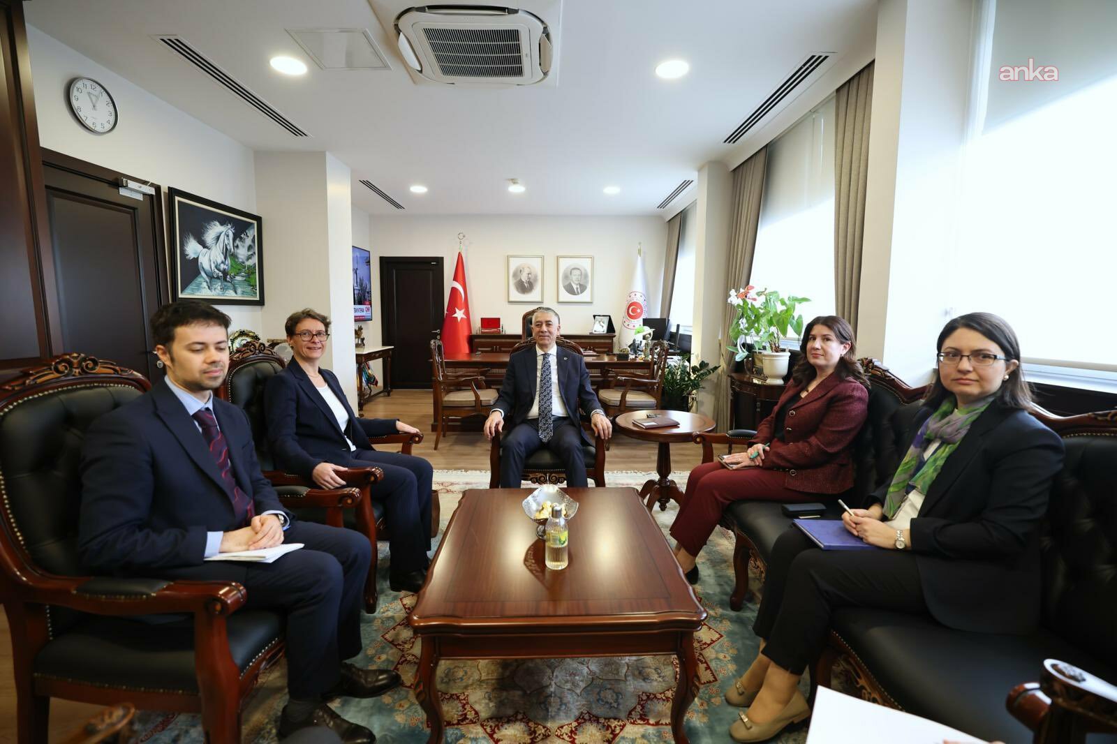 Bakan Yardımcısı Özel, Fransa'nın Ankara Büyükelçisi'ni kabul etti