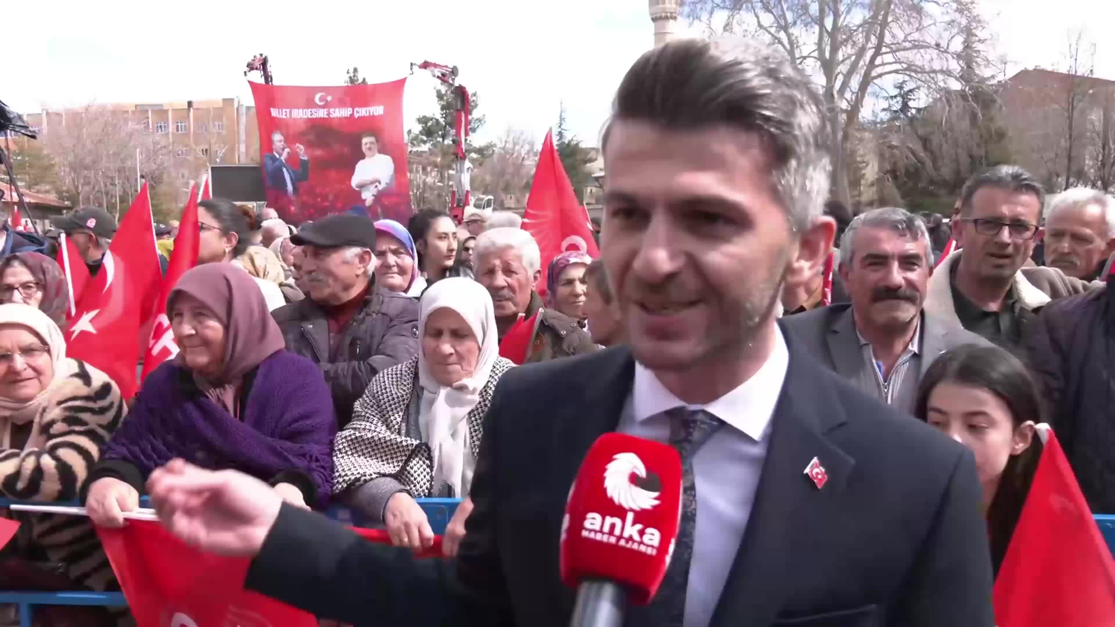 CHP'nin "Millet İradesine Sahip Çıkıyor" mitingi Karaman'da... Ermenek Belediye Başkanı Bozcu: "İnsanlar millet iradesine sahip çıkmak için buradalar"
