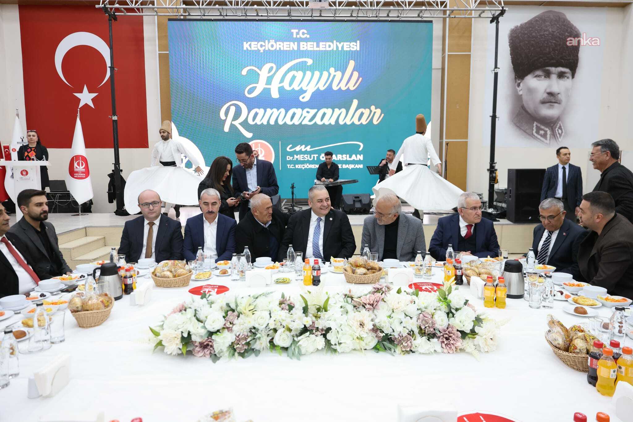 Keçiören Belediye Başkanı Özarslan, iftarda Kırşehirlilerle buluştu