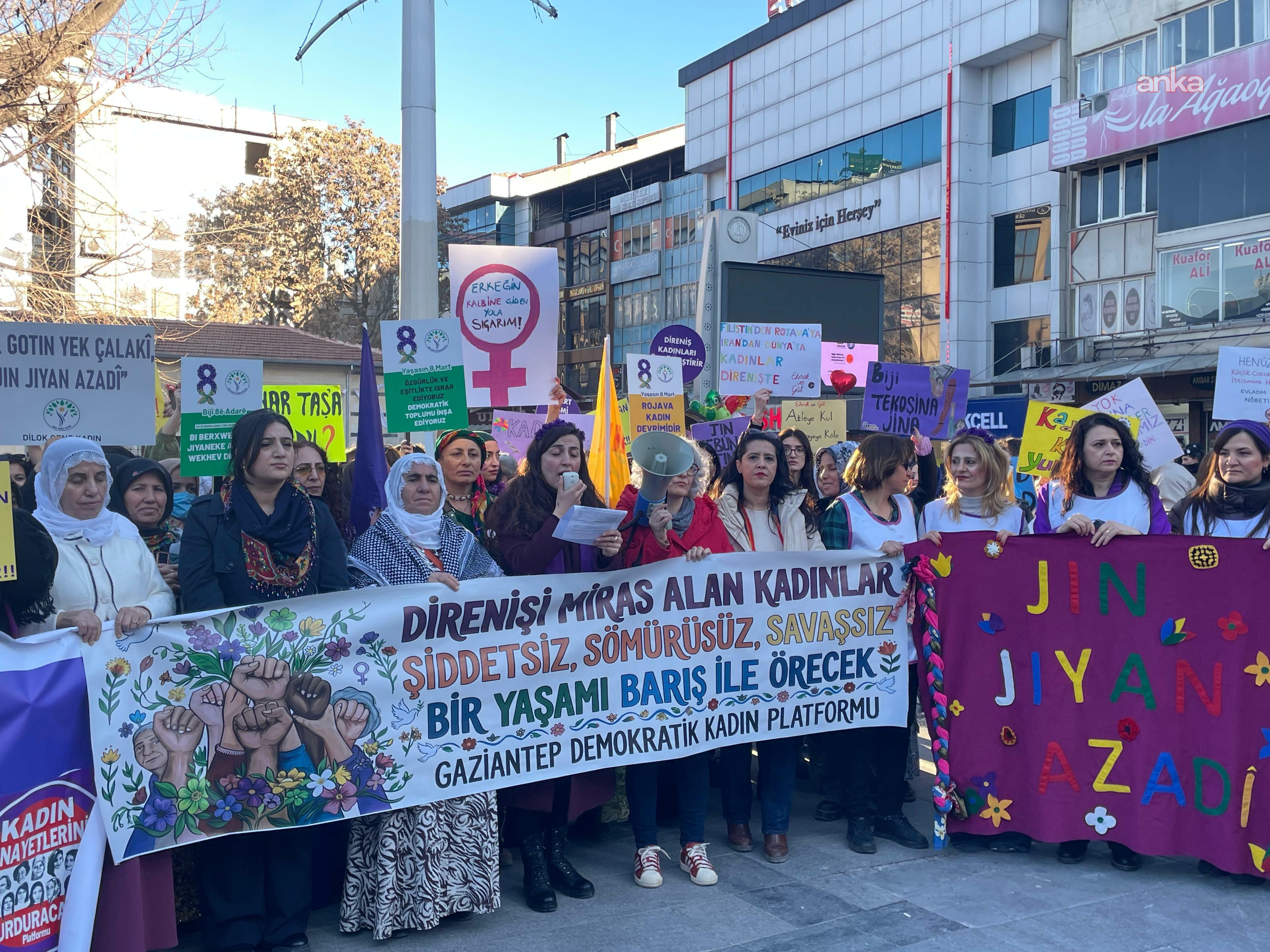 Gaziantep’te "8 Mart" yürüyüşü: “Kadınlar Eşitlik ve Özgürlük İçin Alanlarda”