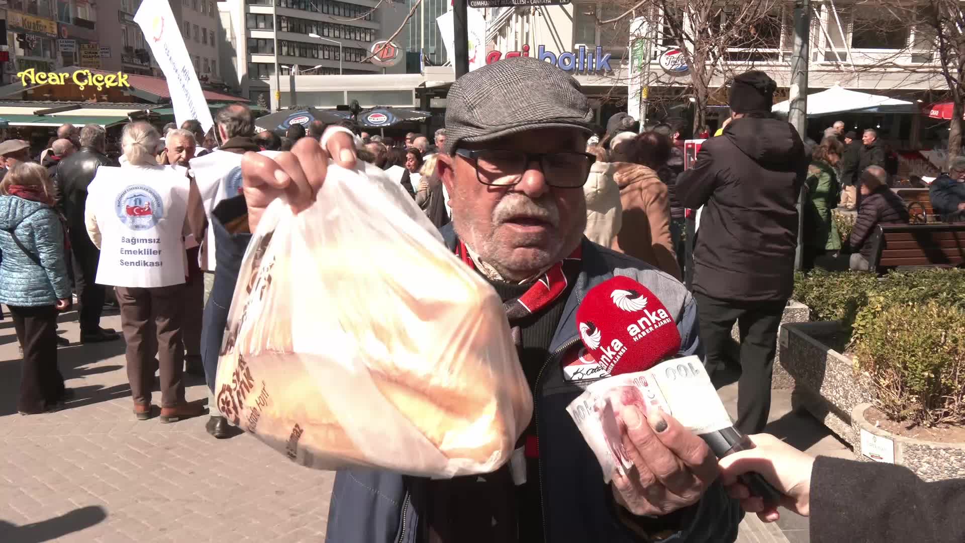 Ankaralı emekliler geçim sıkıntısından dert yandı: "Özlem Hanım diyor ki 'Emekli gariban'. Sayenizde gariban olduk"