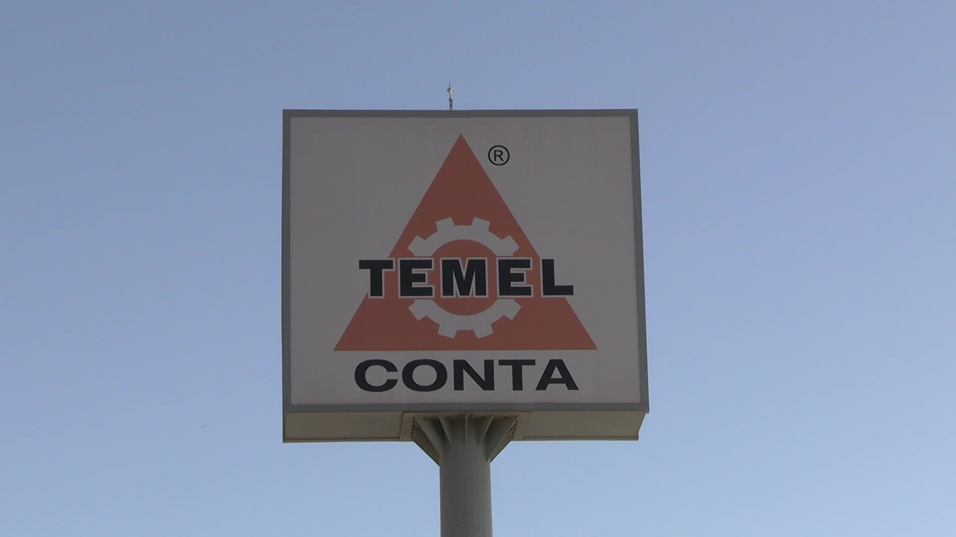 KESK’li kadınlardan 455 gündür grevde olan Temel Conta işçilerine destek