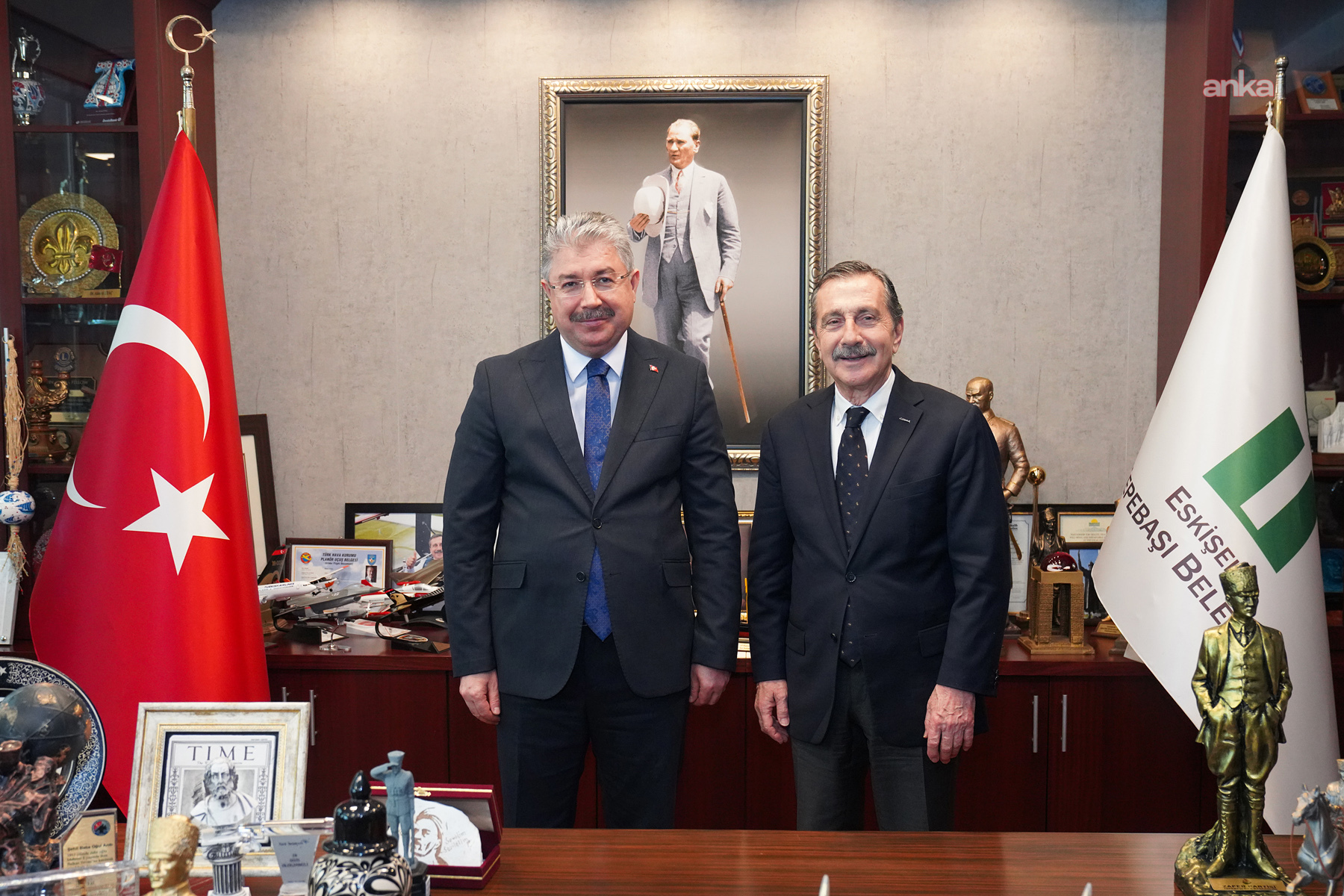 Eskişehir Valisi Yılmaz'dan Tepebaşı Belediye Başkanı Ataç'a ziyaret