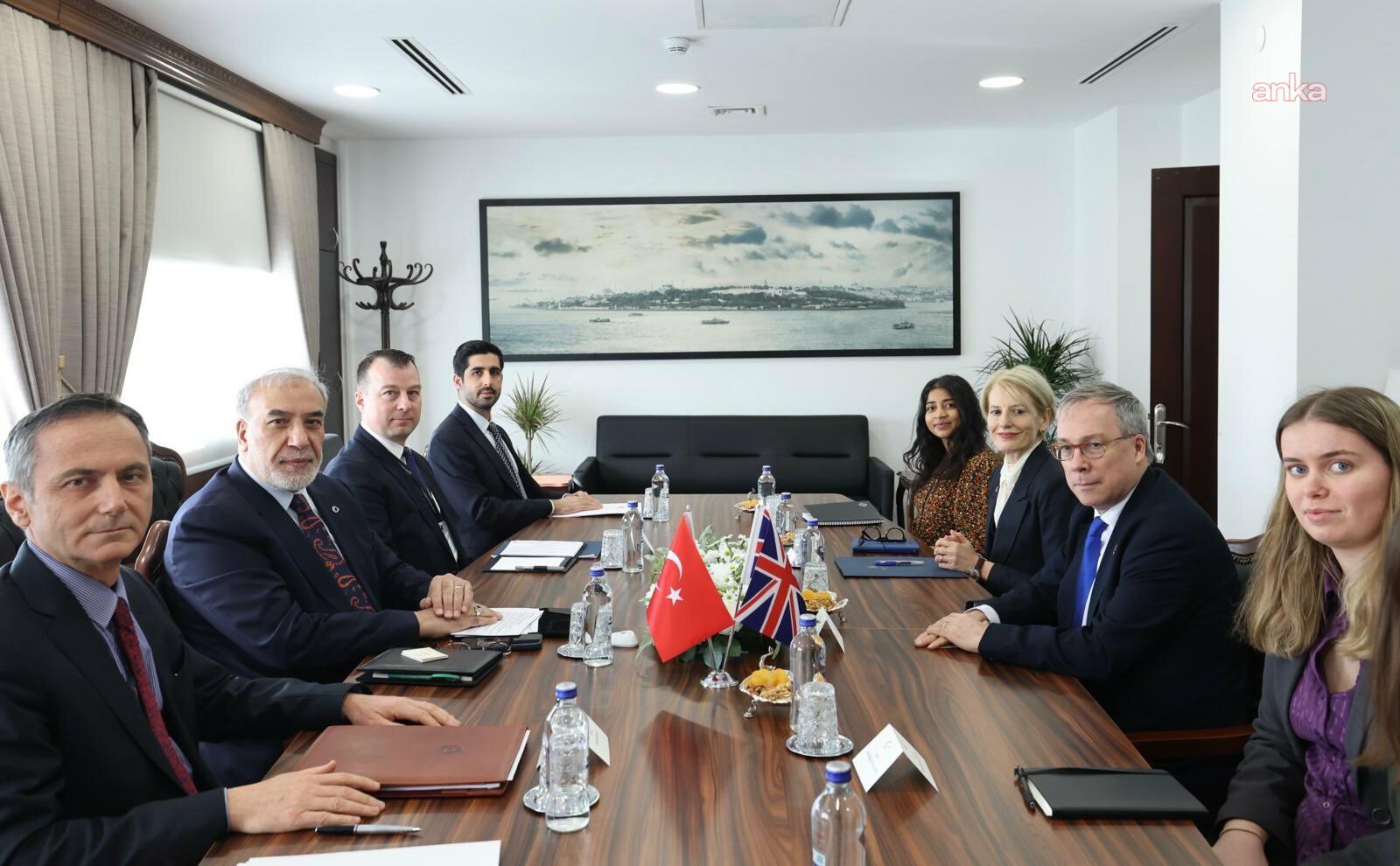 Dışişleri Bakan Yardımcısı Musa Kulaklıkaya, İngiltere Dışişleri Bakanlığı Siyasi Direktörü Ed Llewellyn ile görüştü