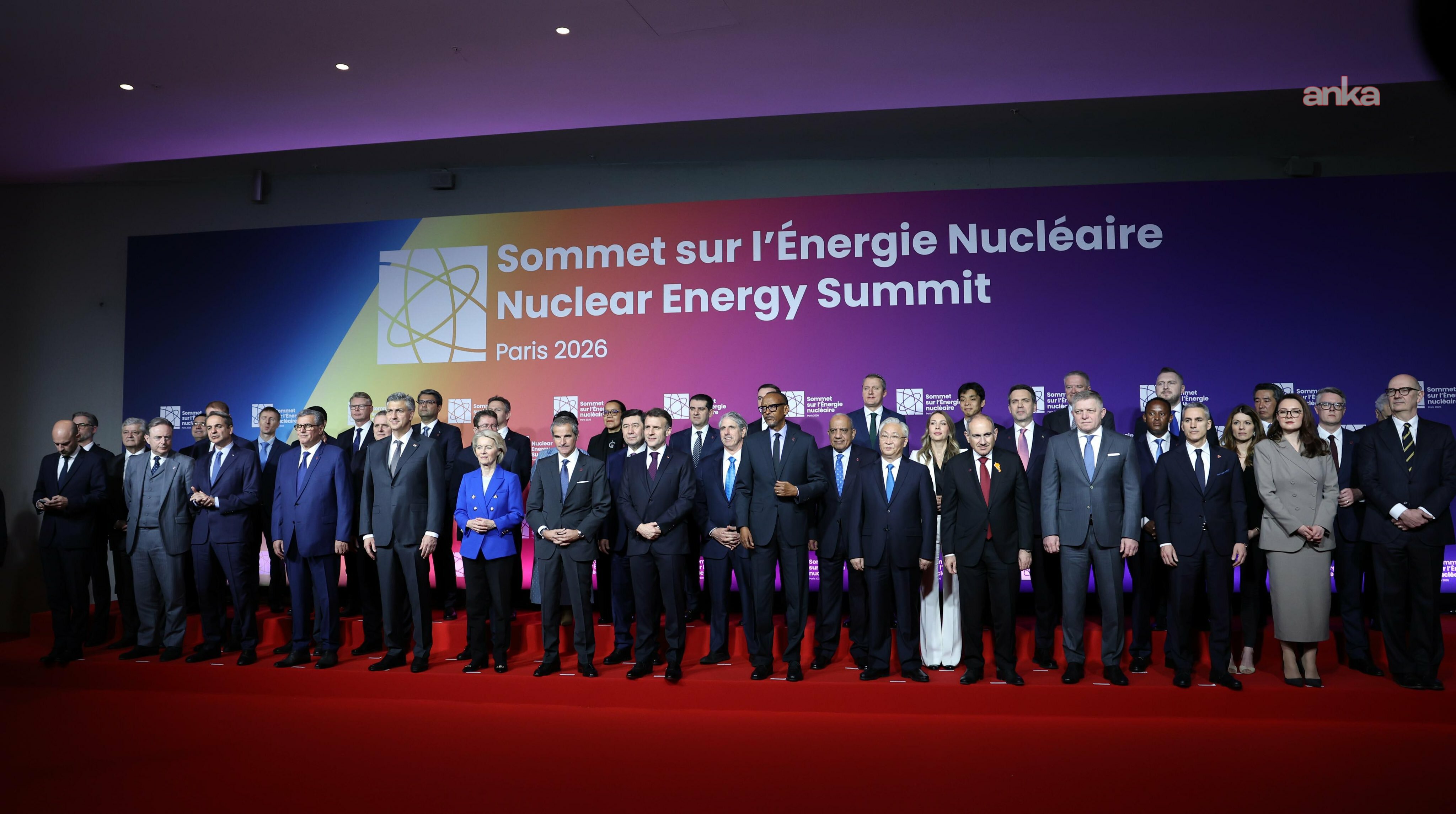 Bakan Bayraktar, Paris’te düzenlenen Nükleer Enerji Zirvesi’ne katıldı