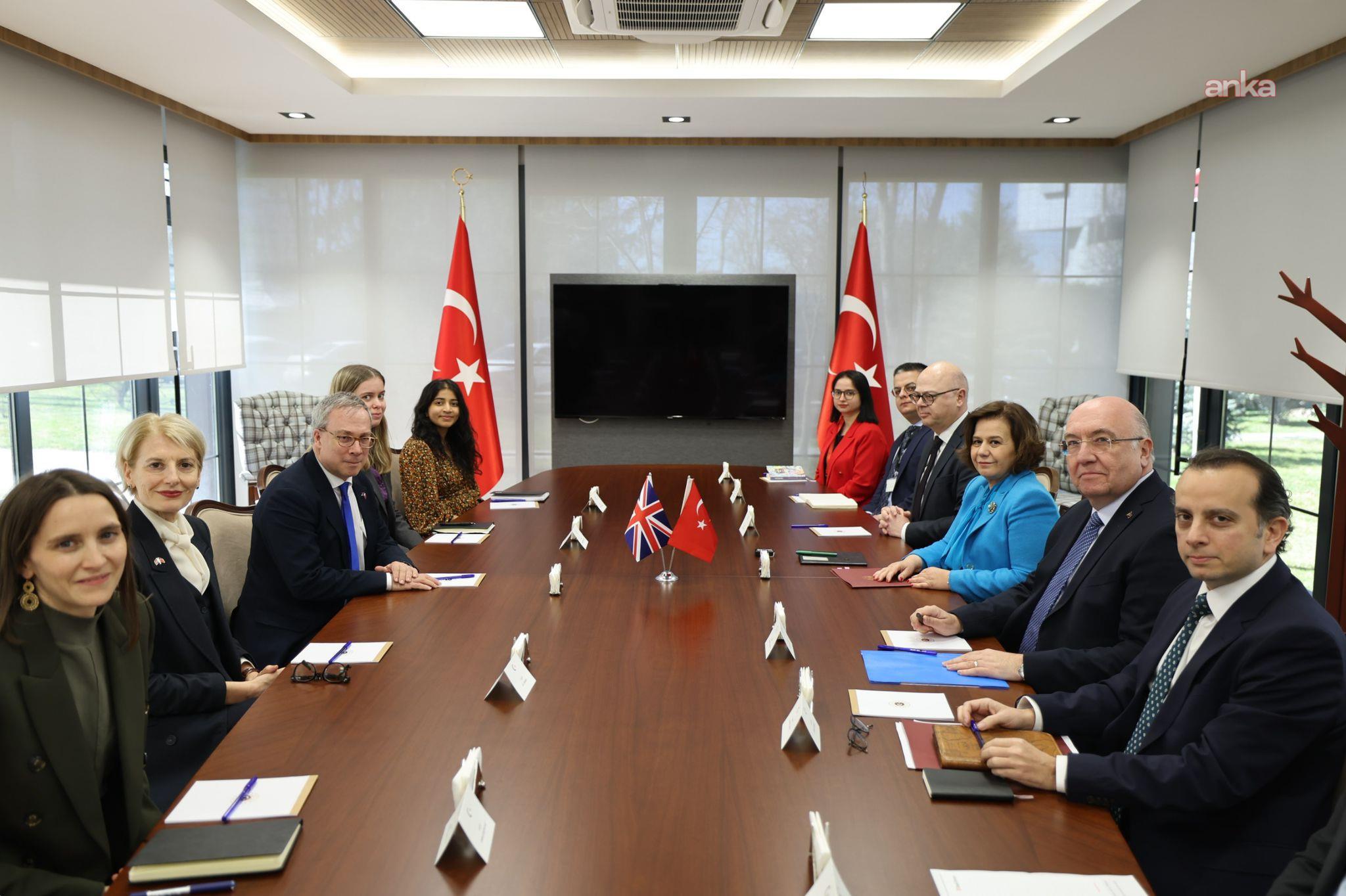 Dışişleri Bakan Yardımcısı Ekinci, Birleşik Krallık Dışişleri Bakanlığı Siyasi Direktörü Llewellyn ile görüştü