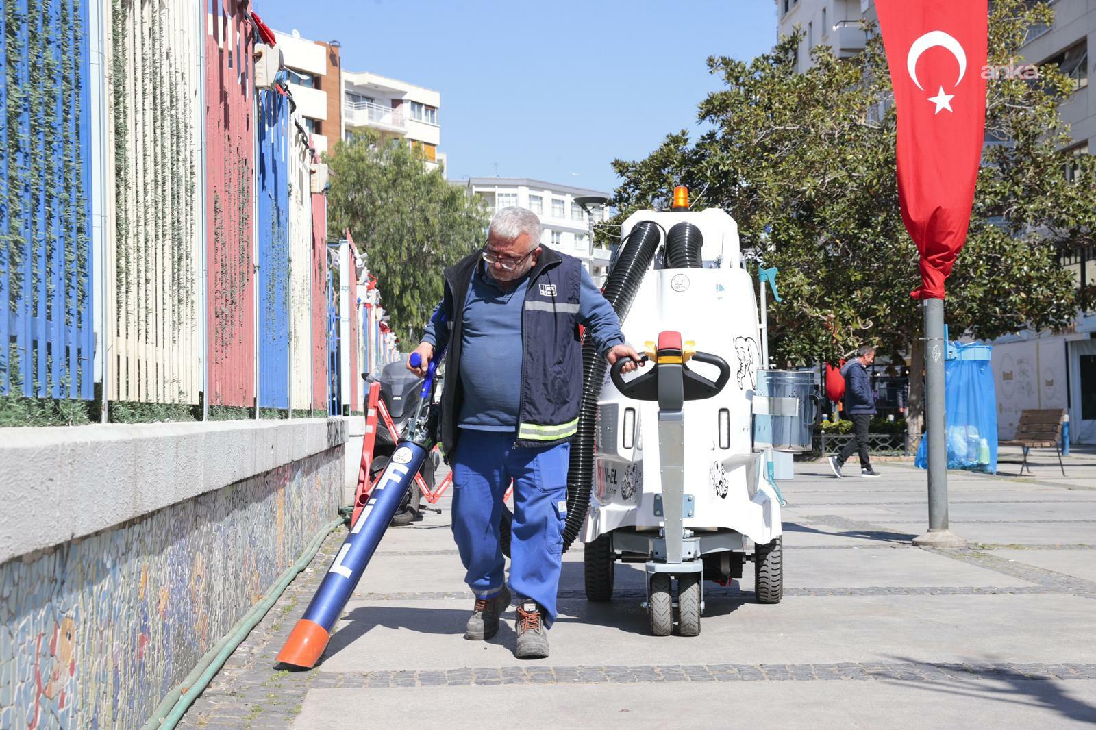 Konak’tan temizliğe pratik çözüm: Filler görev başında
