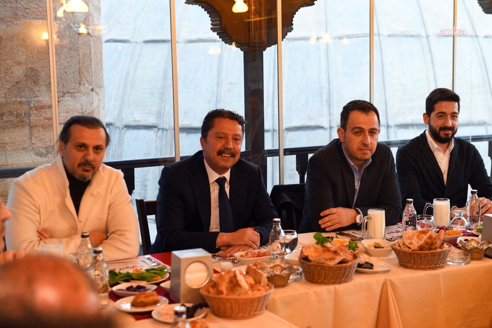 Beypazarı Belediye Başkanı Kasap, iş insanları ile iftarda bir araya geldi