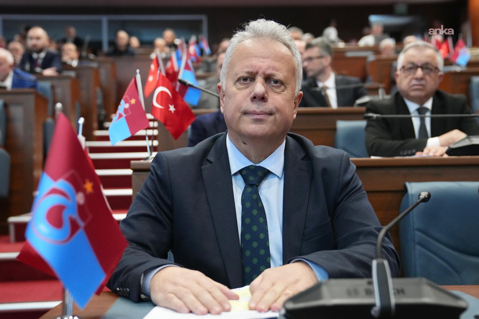 Trabzon Büyükşehir Belediye Meclisi CHP Grup Başkan Vekili Zorlu: "‘Dönemimizi tamamlayalım’ diye düşünerek kredi borçlanması yapıyorsunuz"